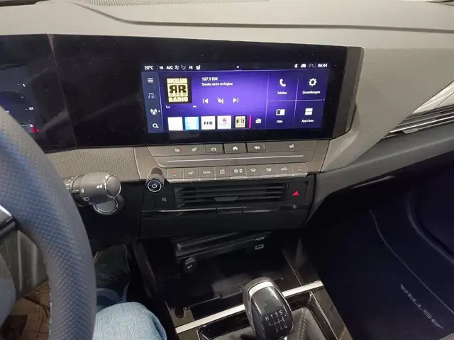 Opel Astra view 11