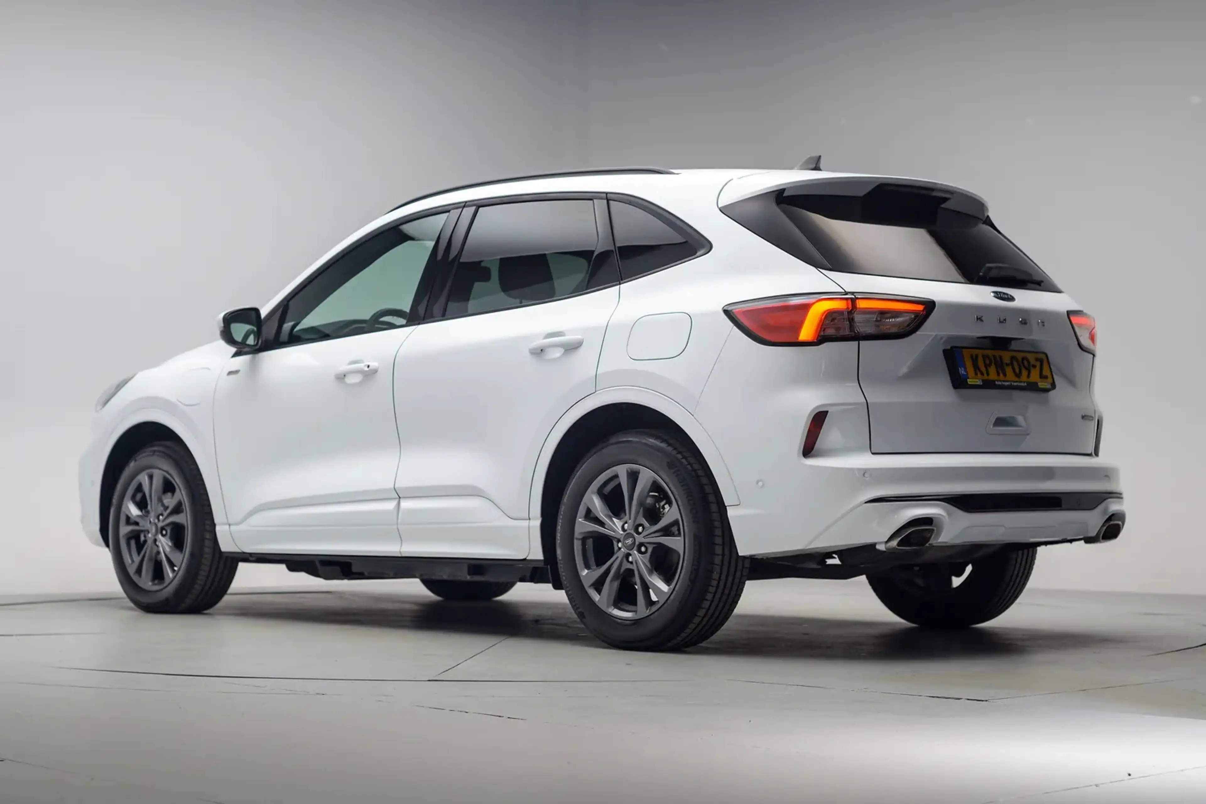 Ford Kuga 2.5 PHEV ST-Line Aut. [ Adapt.cruise Camera Winter — photo 3