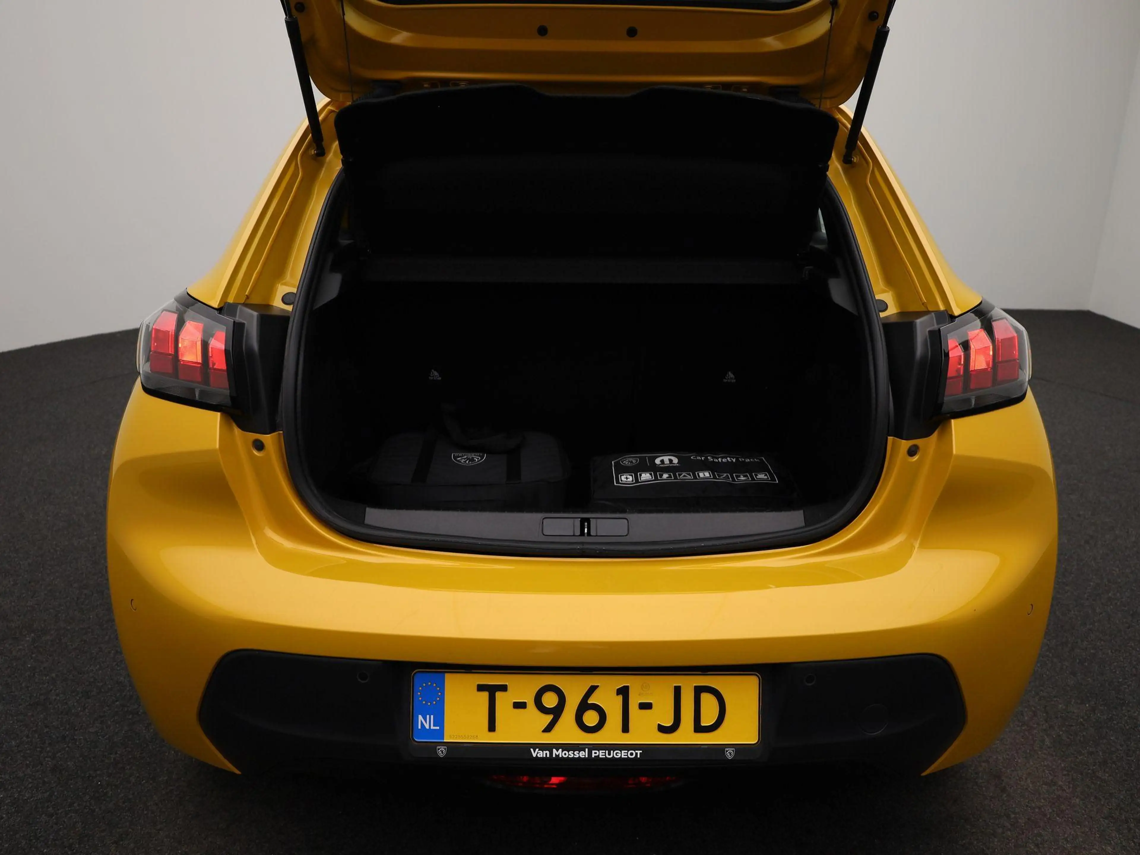 Peugeot e-208 EV Active Pack 50 kWh | WORDT VERWACHT | APPLE CAR — photo 13