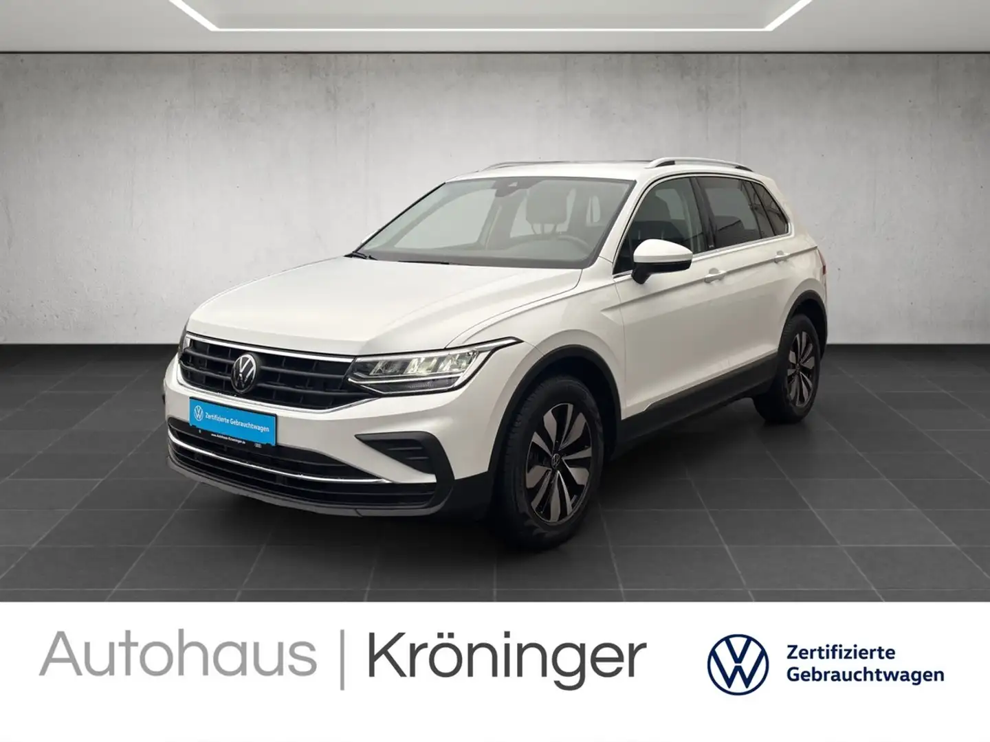 Volkswagen Tiguan MOVE 1.5 TSI DSG AHK ACC Navi Rück Weiß - 1
