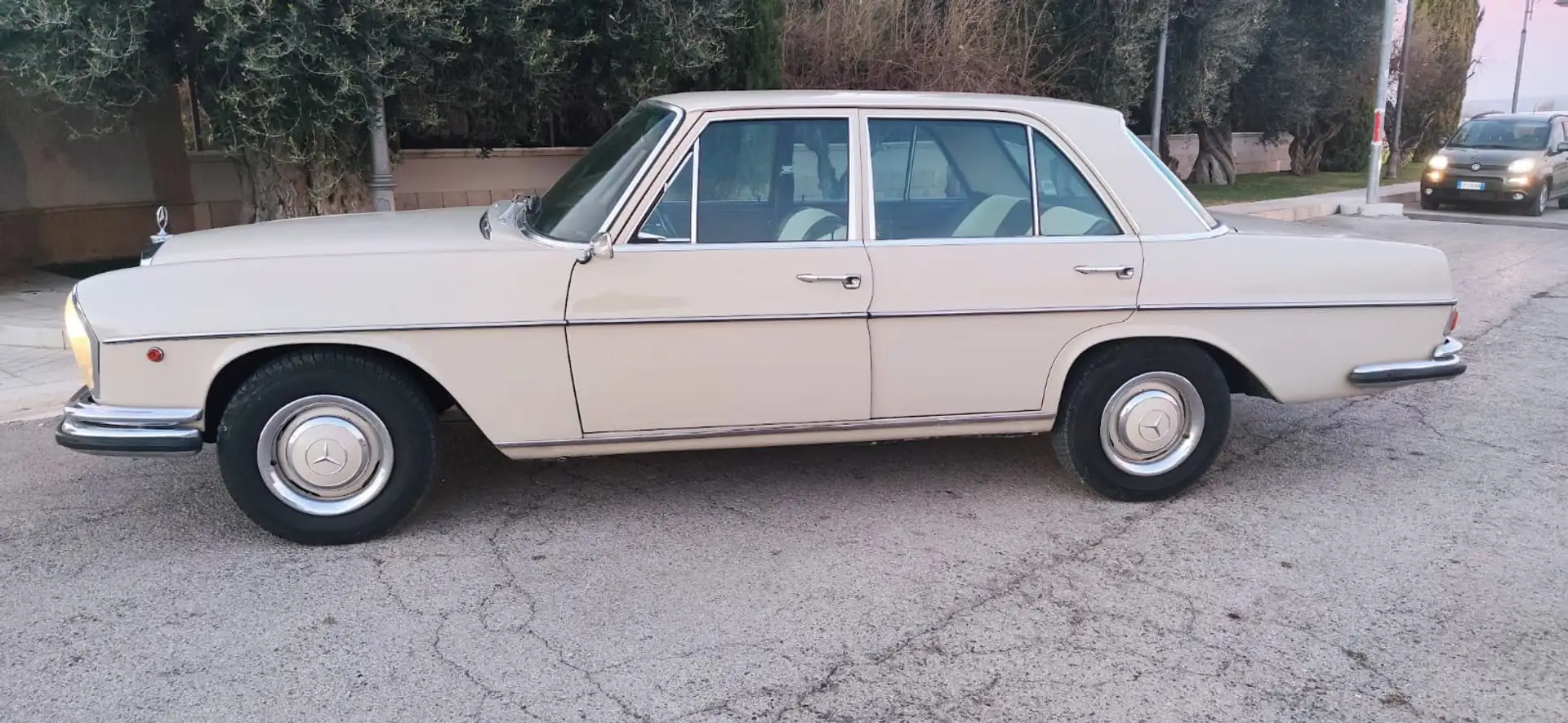 Mercedes-Benz 250 S 1967 - 2