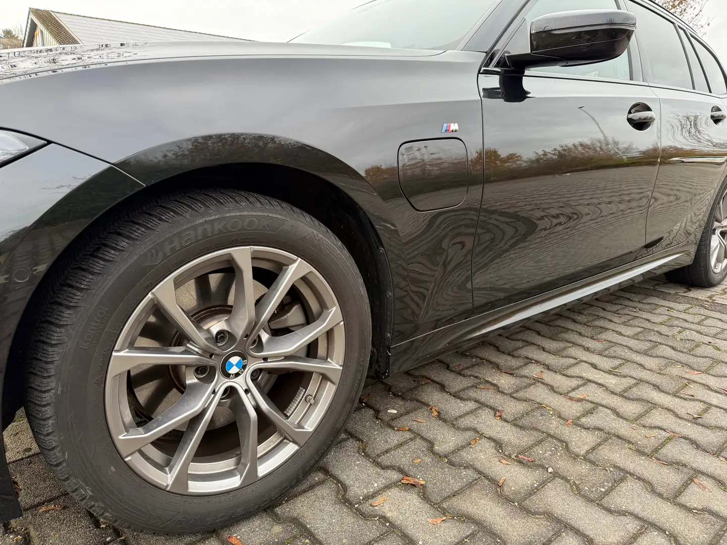 BMW 320 e Touring M Sport LCI H&K DAP HUD AHK PA Adap.LED Schwarz - 2