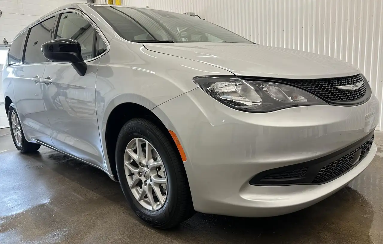 2024 Chrysler Grand Caravan