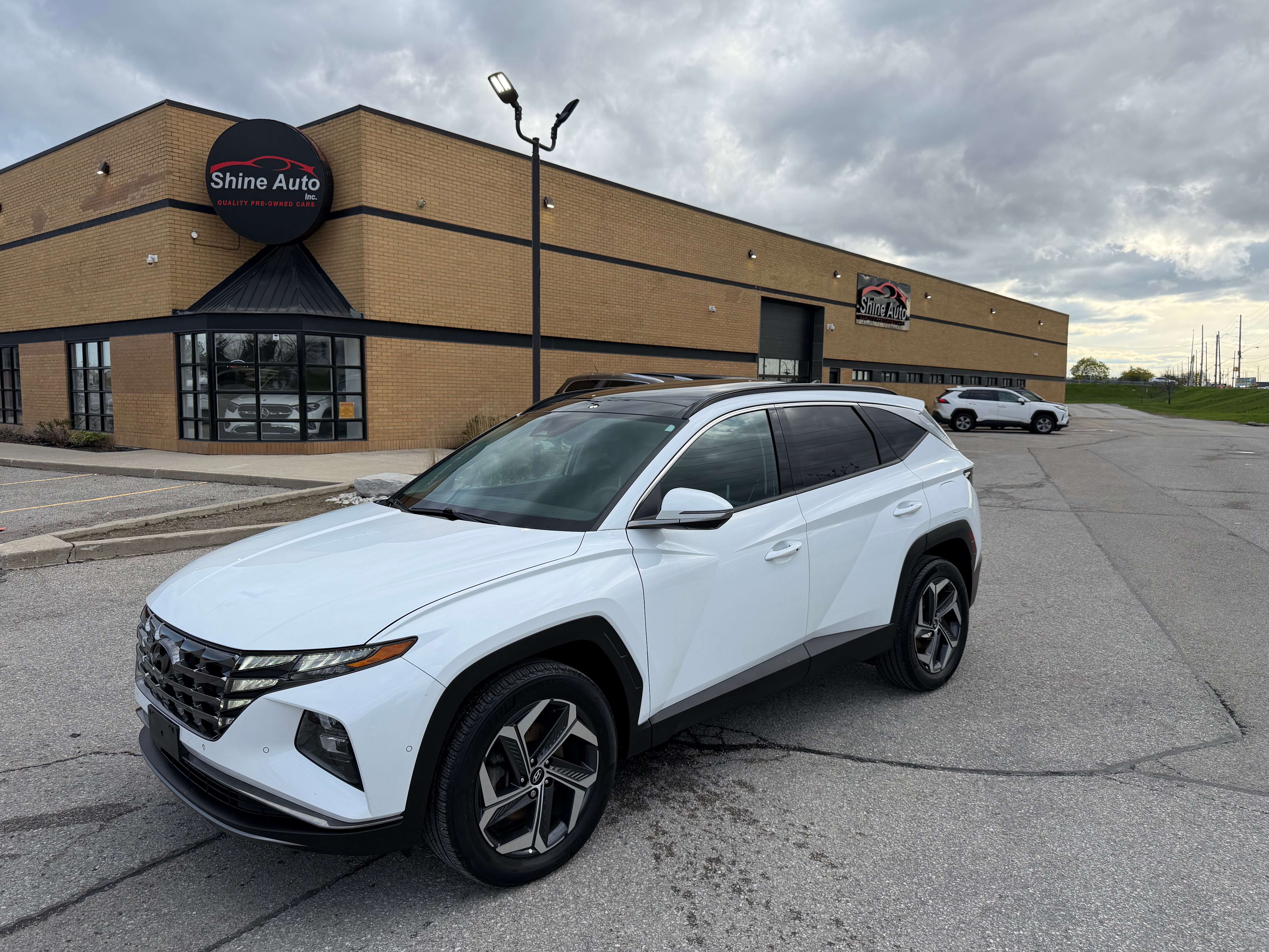 White 2023 Hyundai Tucson Hybrid Ultimate AWD SUV / Crossover Automatic