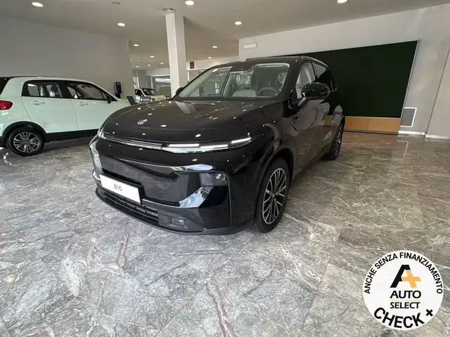 Leapmotor B10