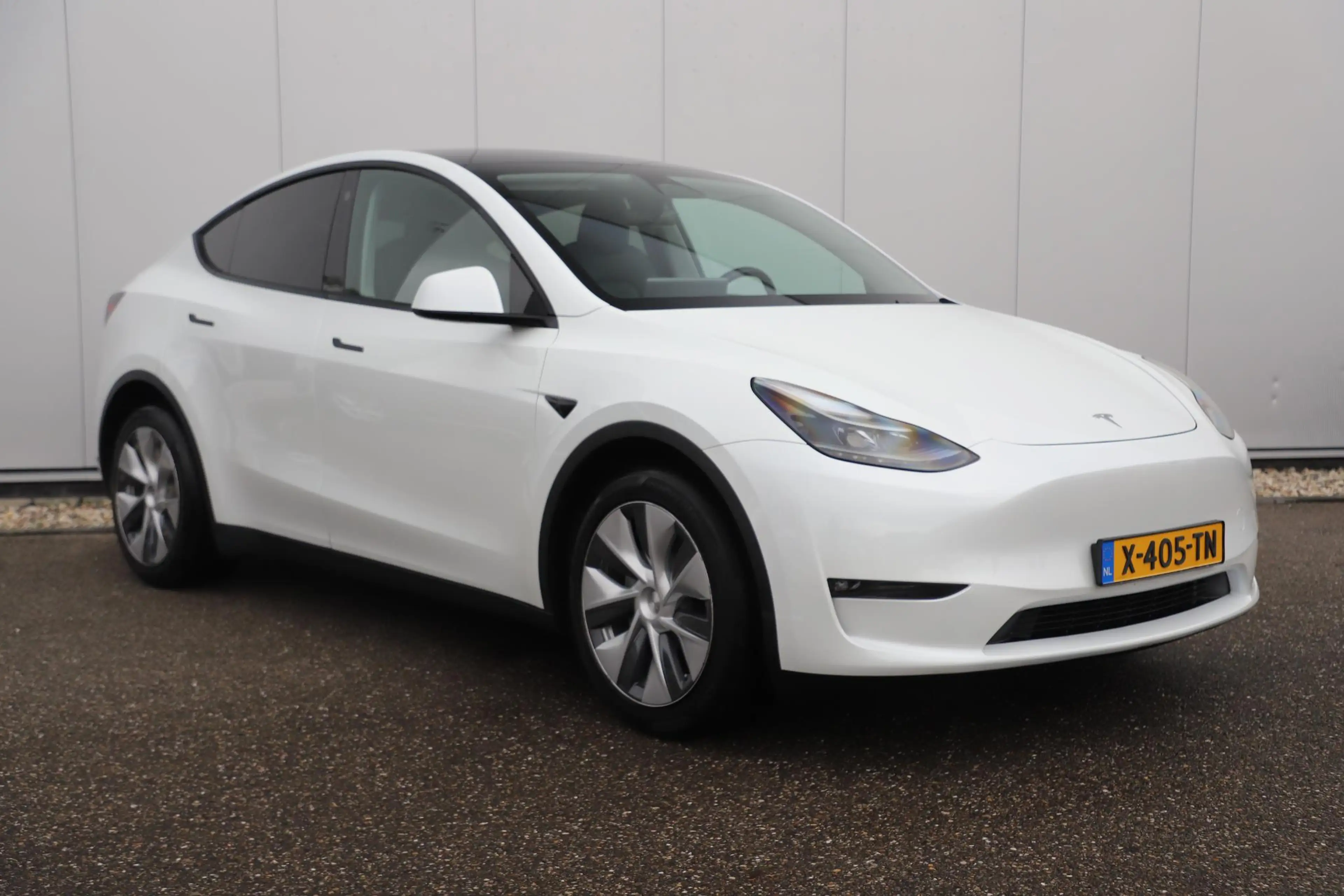 Tesla Model Y Long Range AWD 75 kWh Afneembare Trekhaak Panorama — photo 3