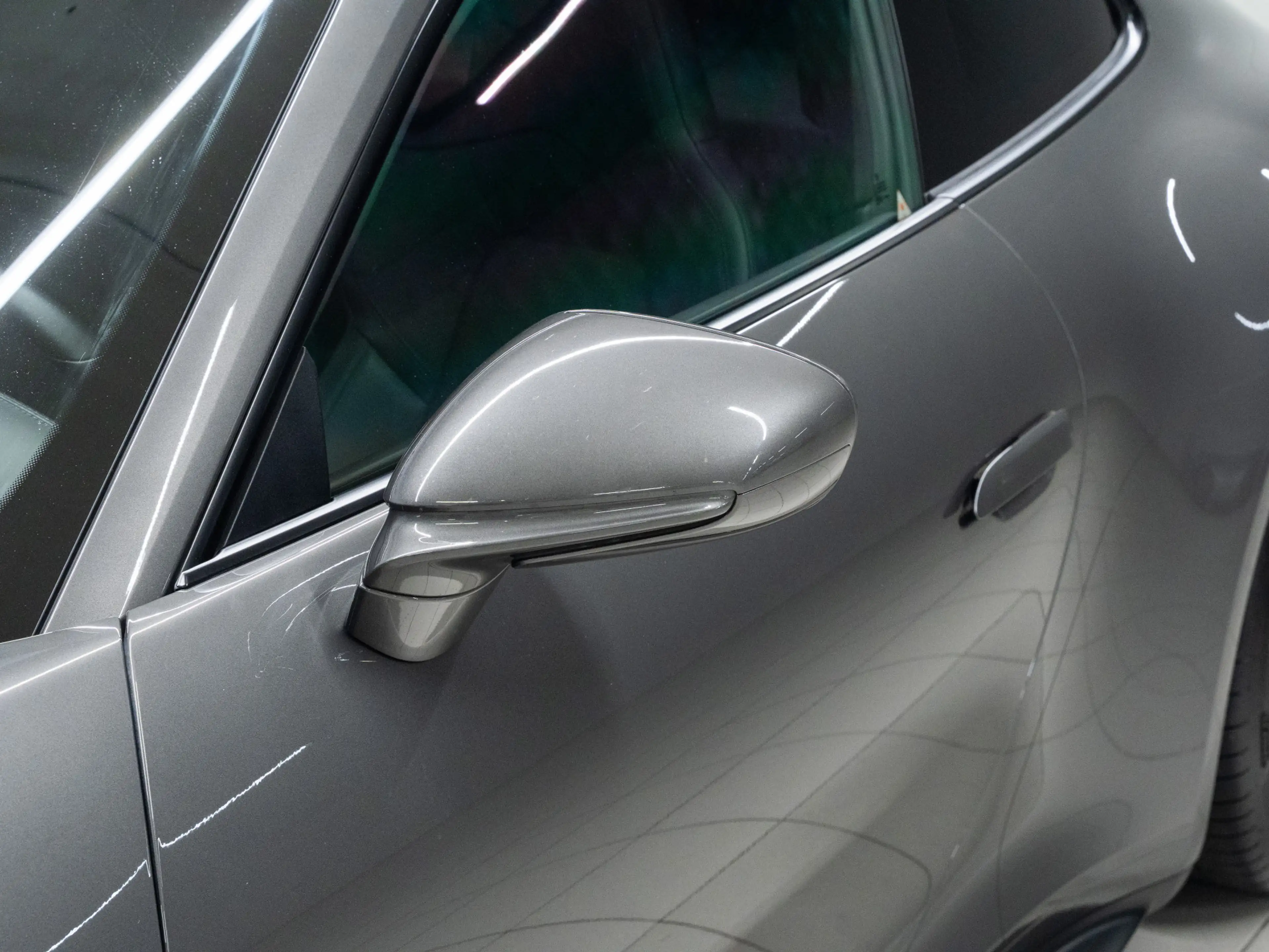 Porsche 992 GT3 Touring — photo 14