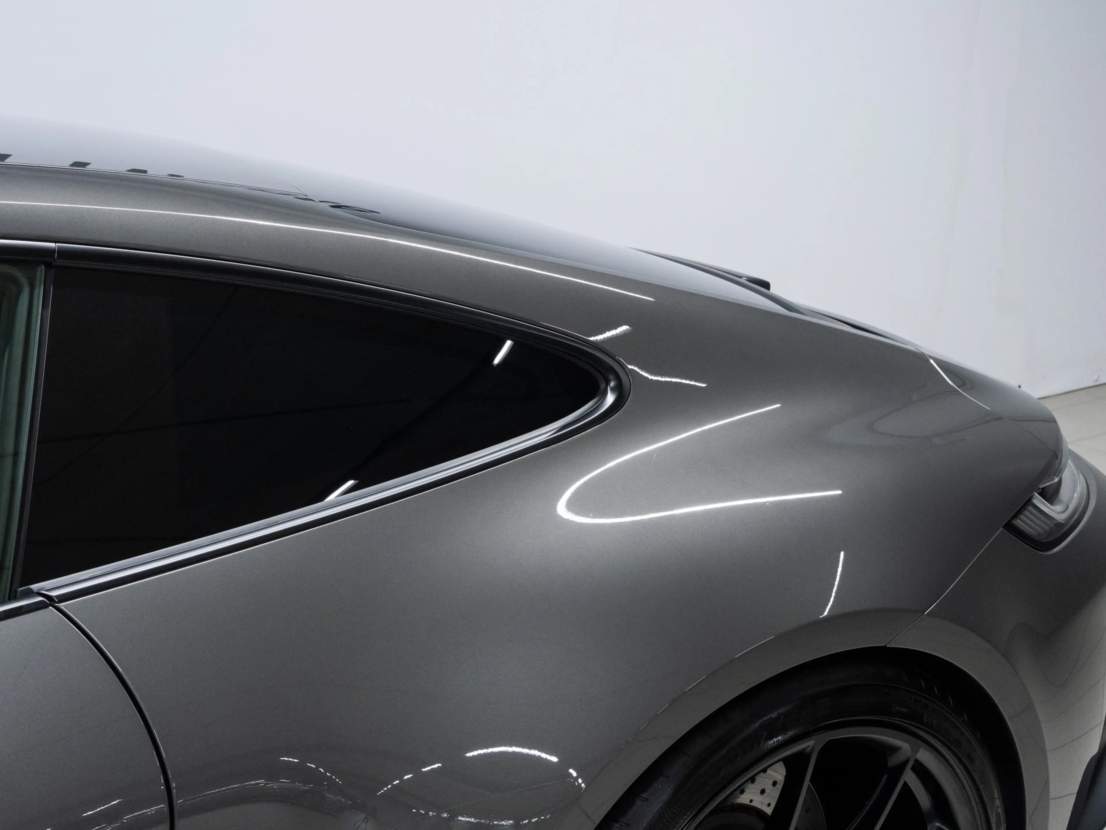Porsche 992 GT3 Touring — photo 15