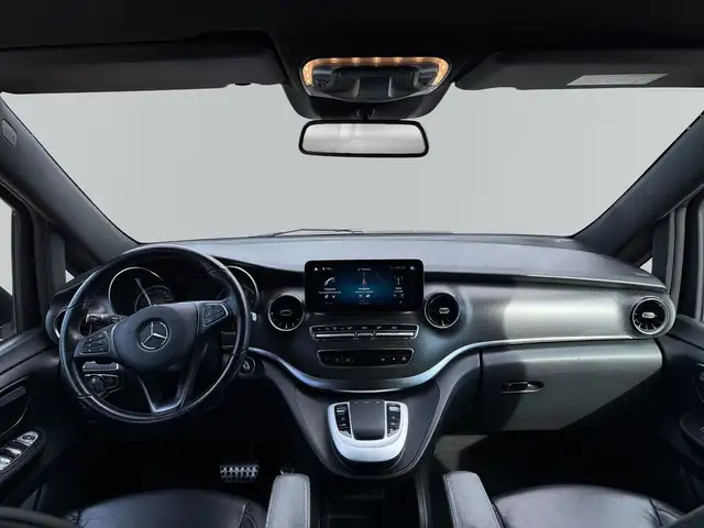 Mercedes-Benz V-Class view 7
