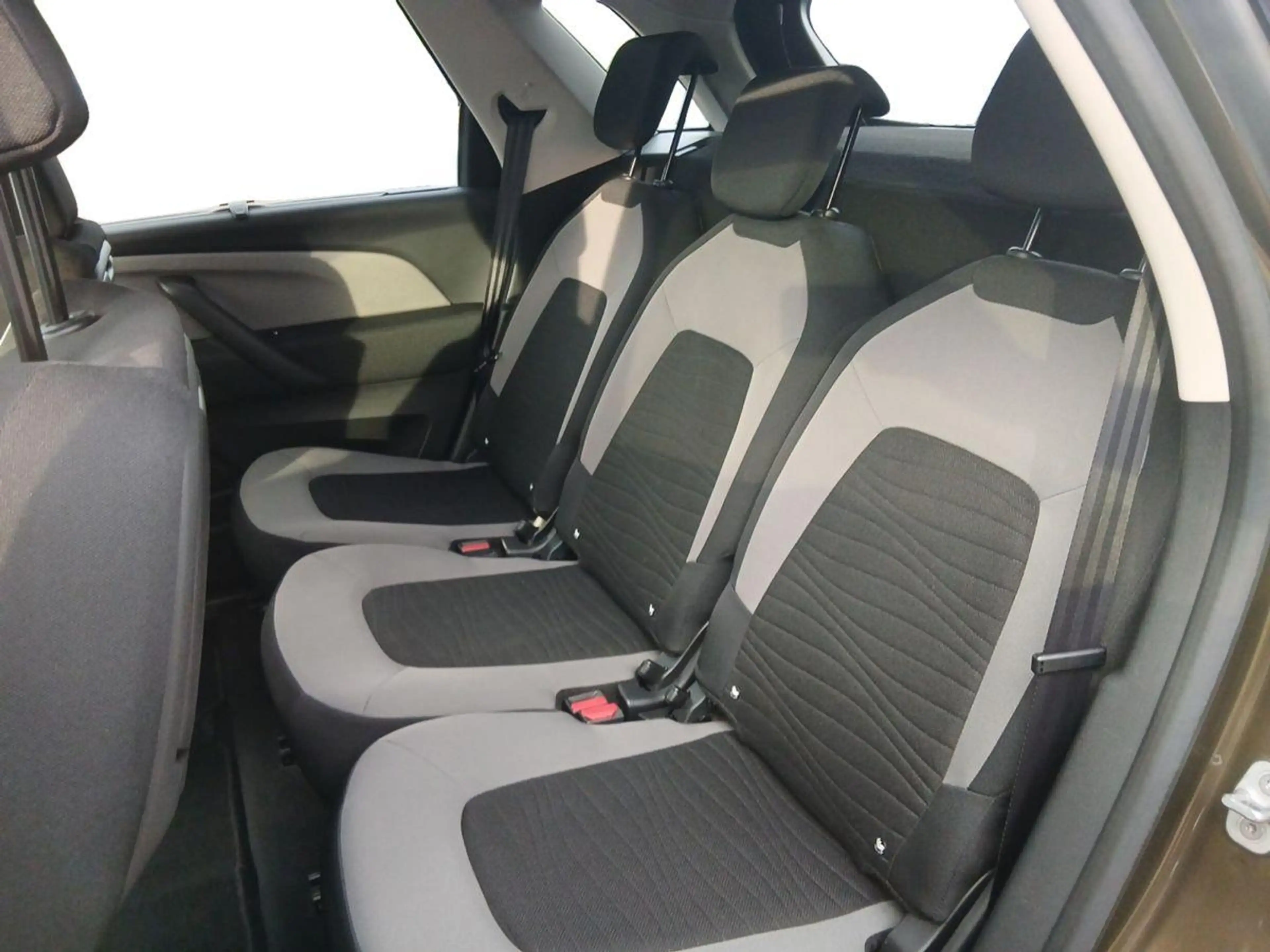 Citroen C4 Intensive 1.6 Turbo/Allwetter/NAVI/KAMERA/PANO-Sch — photo 14