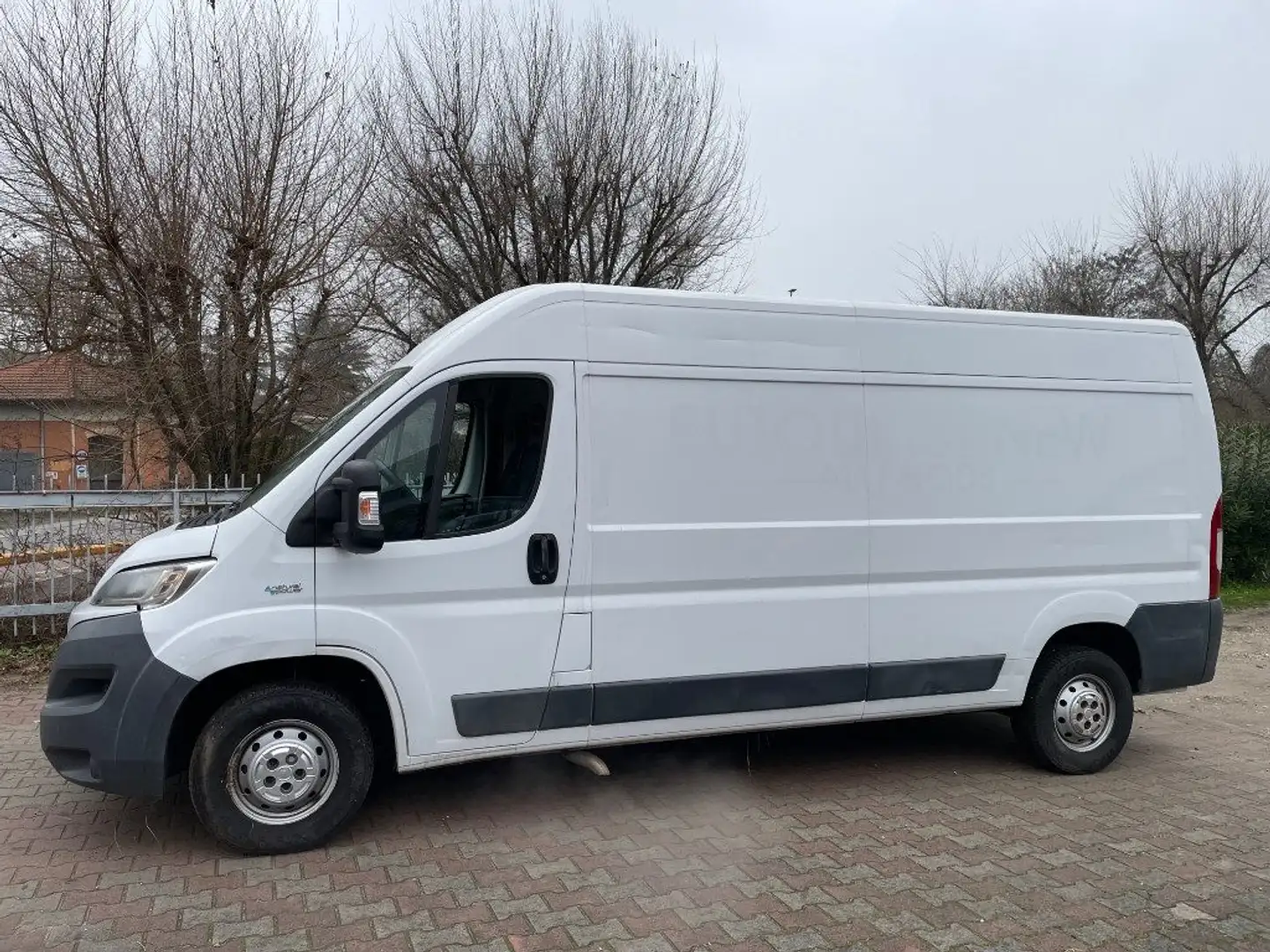 Fiat Ducato 35 3.0 COIBENTATO CNG PLM-TA Furgone Blanc - 2