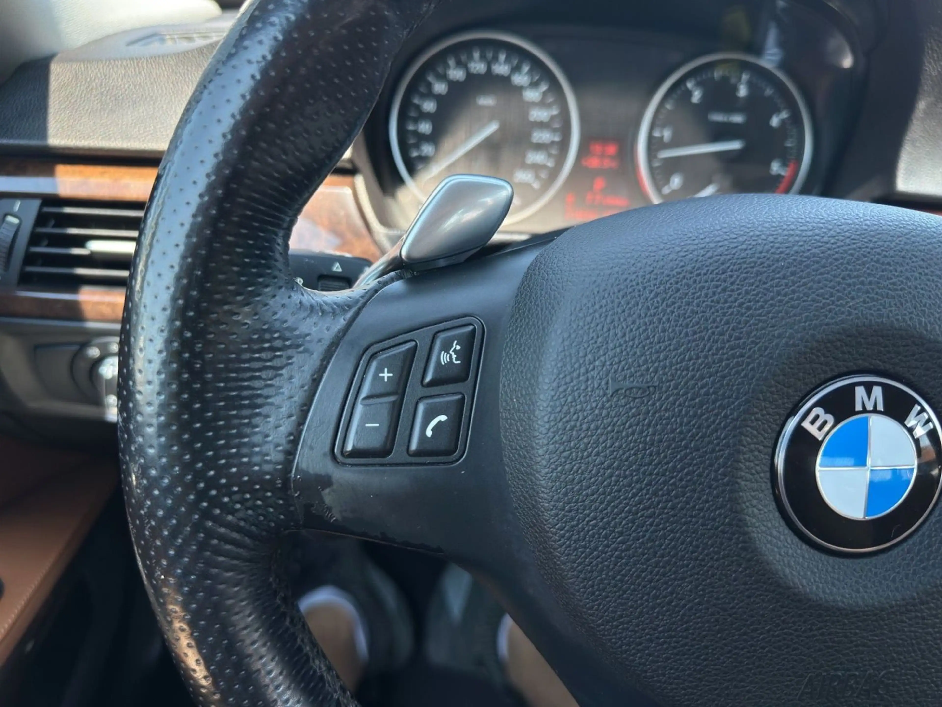 BMW 325 d  Leder  Xenon  "Rentner" Motor 3,0 Ltr.-145 kW — photo 15