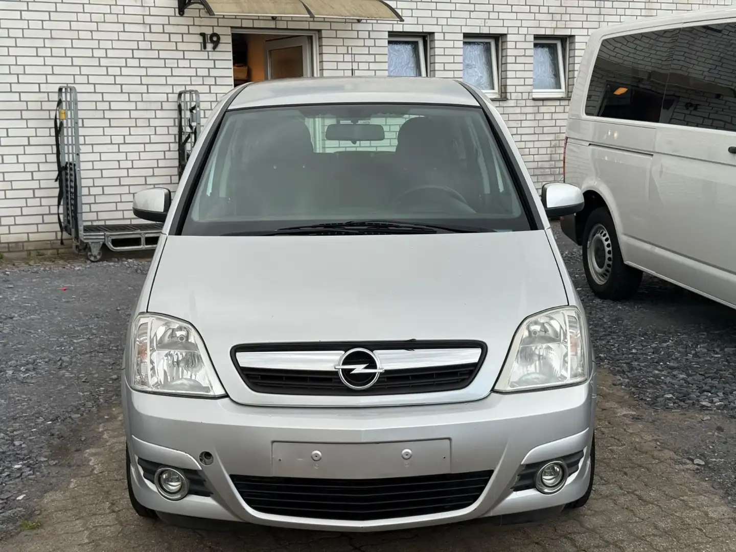 Opel Meriva Cosmo 1,4  TÜV NEU Silber - 2