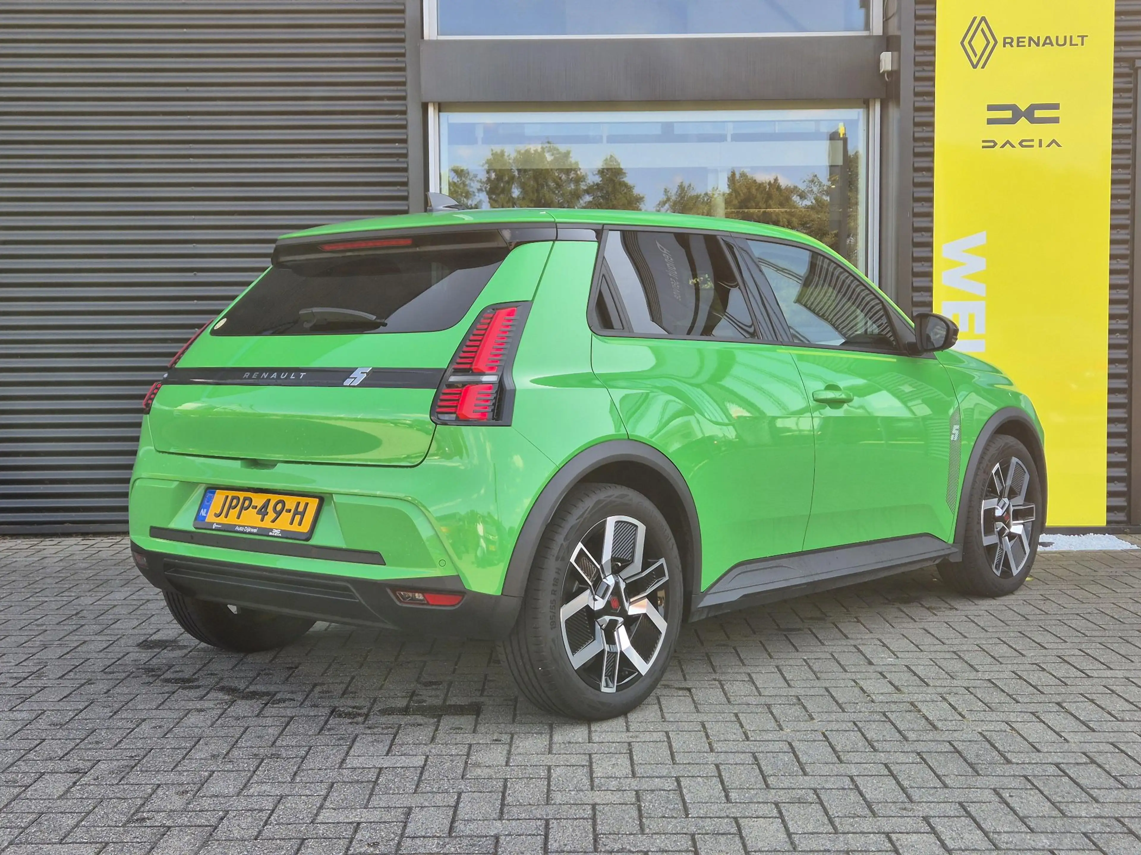 Renault R 5 comfort range techno 52 kWh Pack Winter, V2G, Navi — photo 5