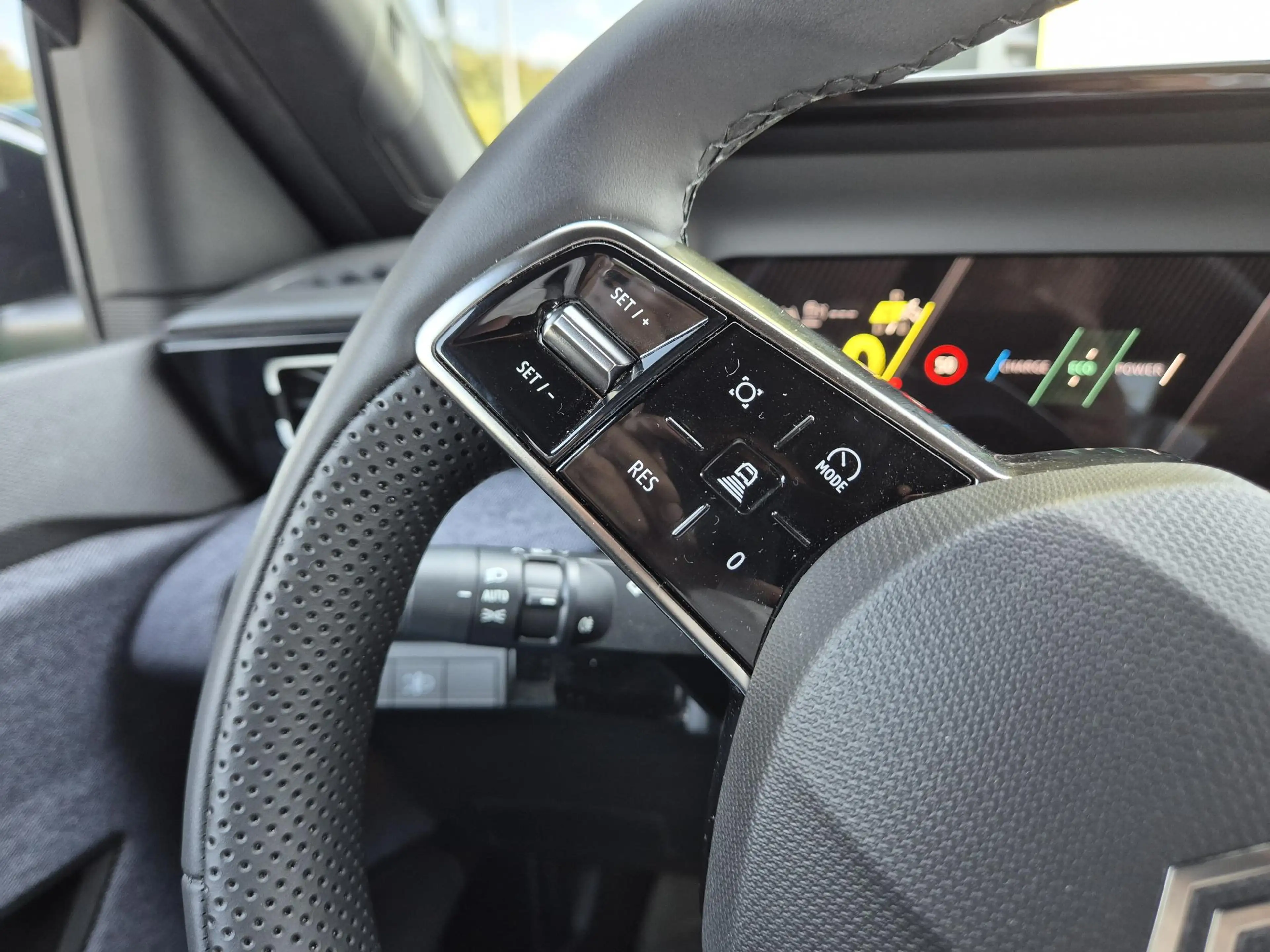 Renault R 5 comfort range techno 52 kWh Pack Winter, V2G, Navi — photo 11