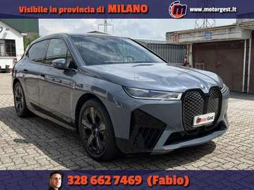 xDrive50 Pacchetto Sportivo