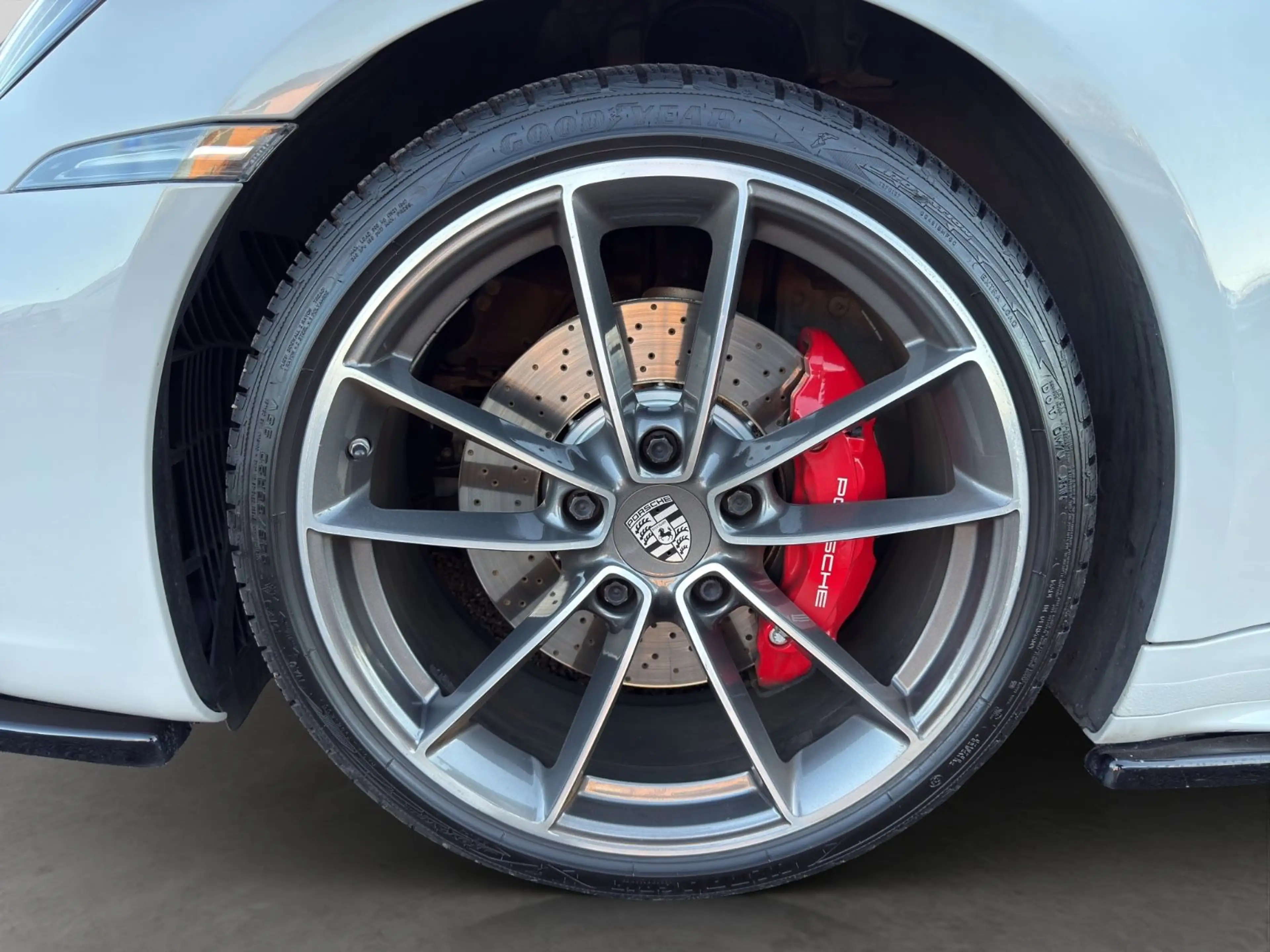 Porsche 911 Carrera S Cabriolet Sportabgas MATRIX 360° — photo 11