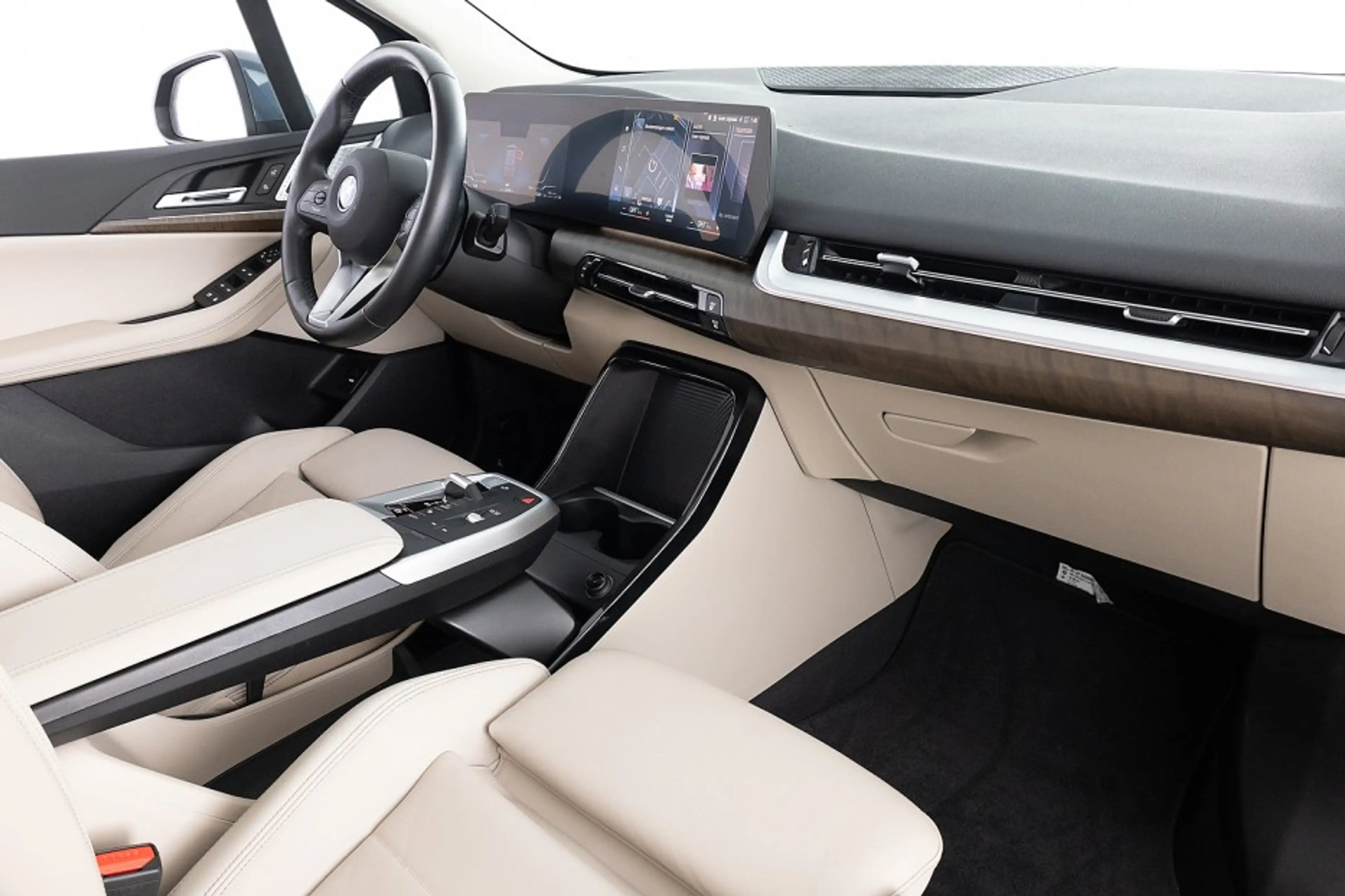 BMW 230 2-serie ActiveTourer 230e xDrive Luxury line | PAN — photo 4
