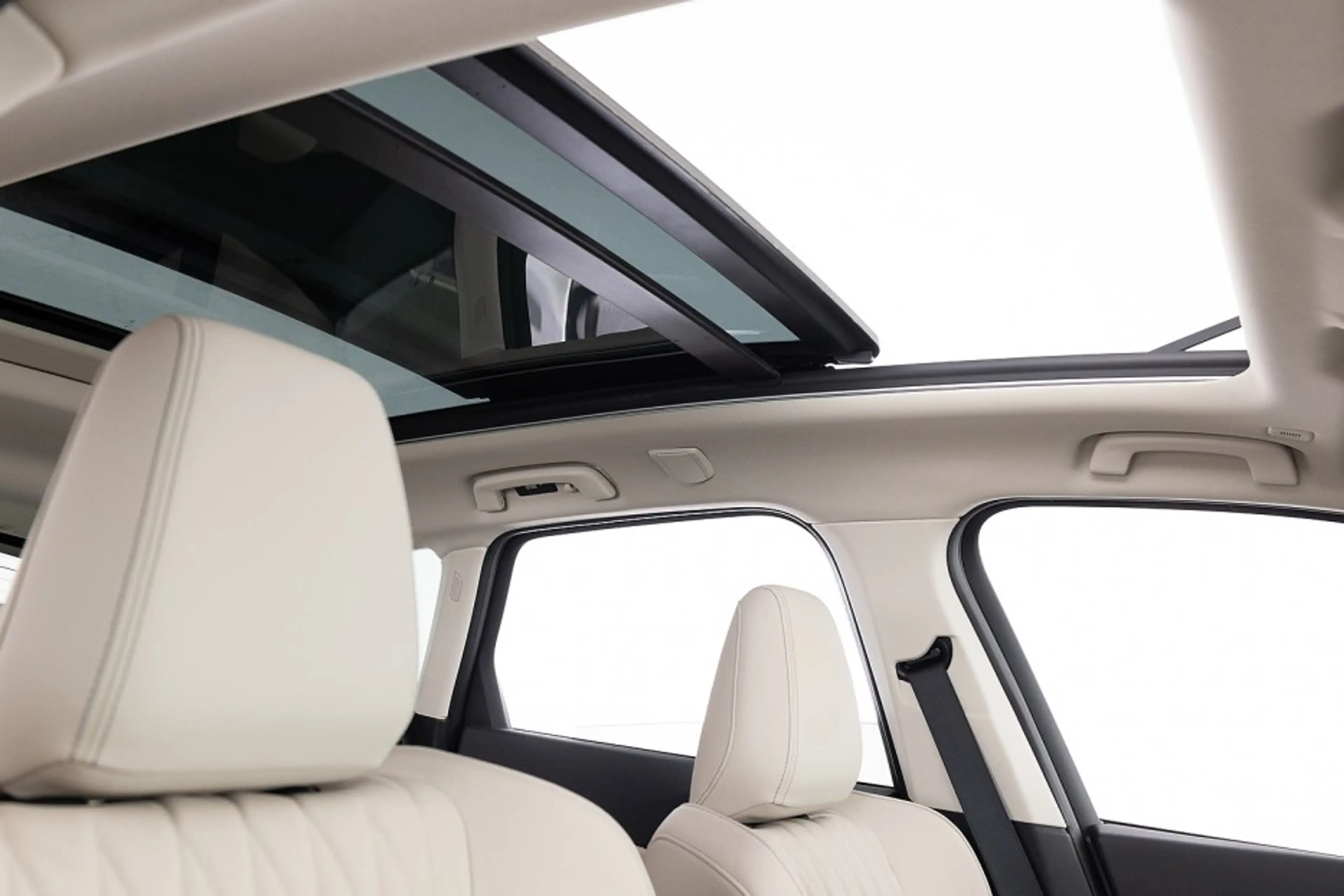 BMW 230 2-serie ActiveTourer 230e xDrive Luxury line | PAN — photo 7