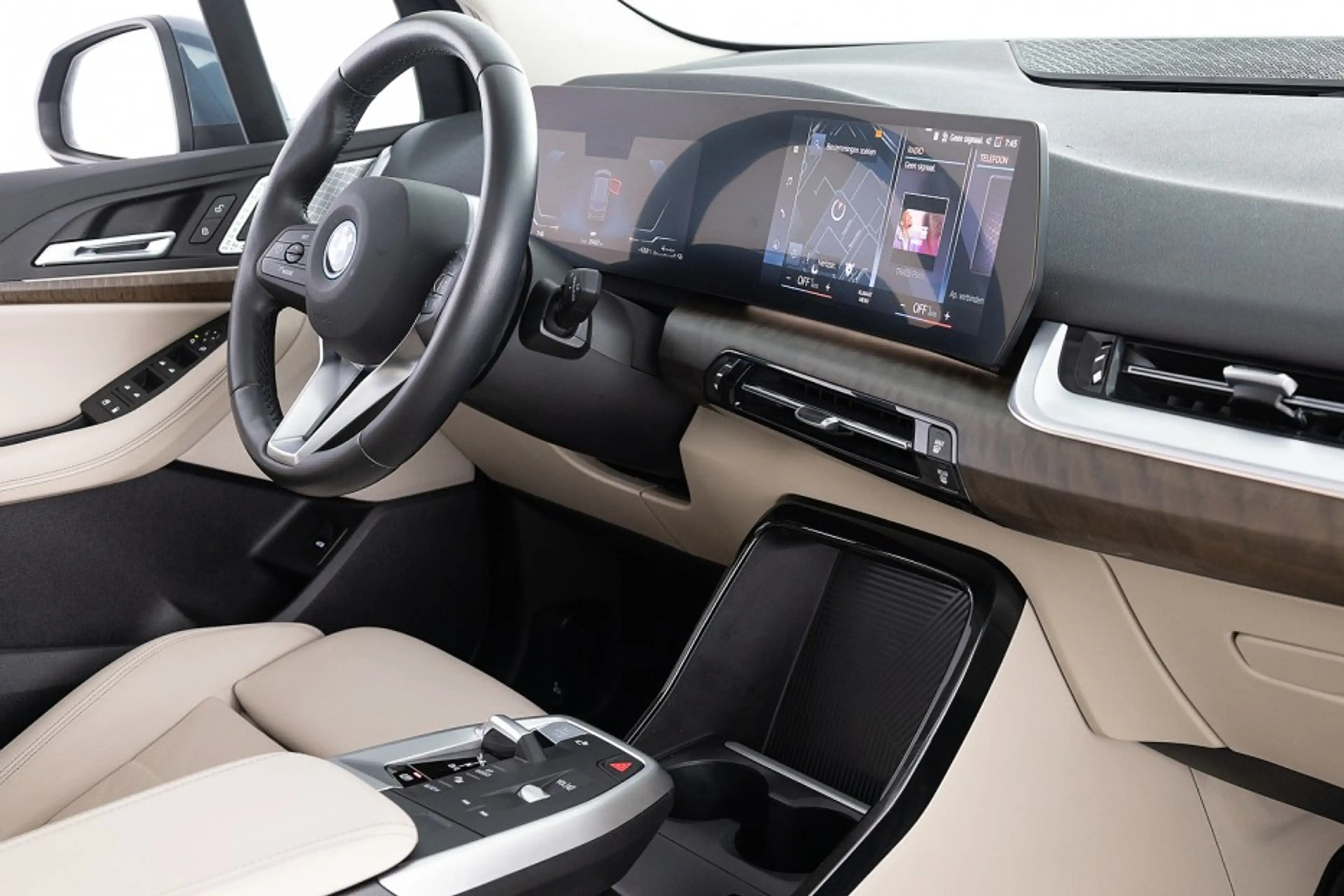 BMW 230 2-serie ActiveTourer 230e xDrive Luxury line | PAN — photo 3