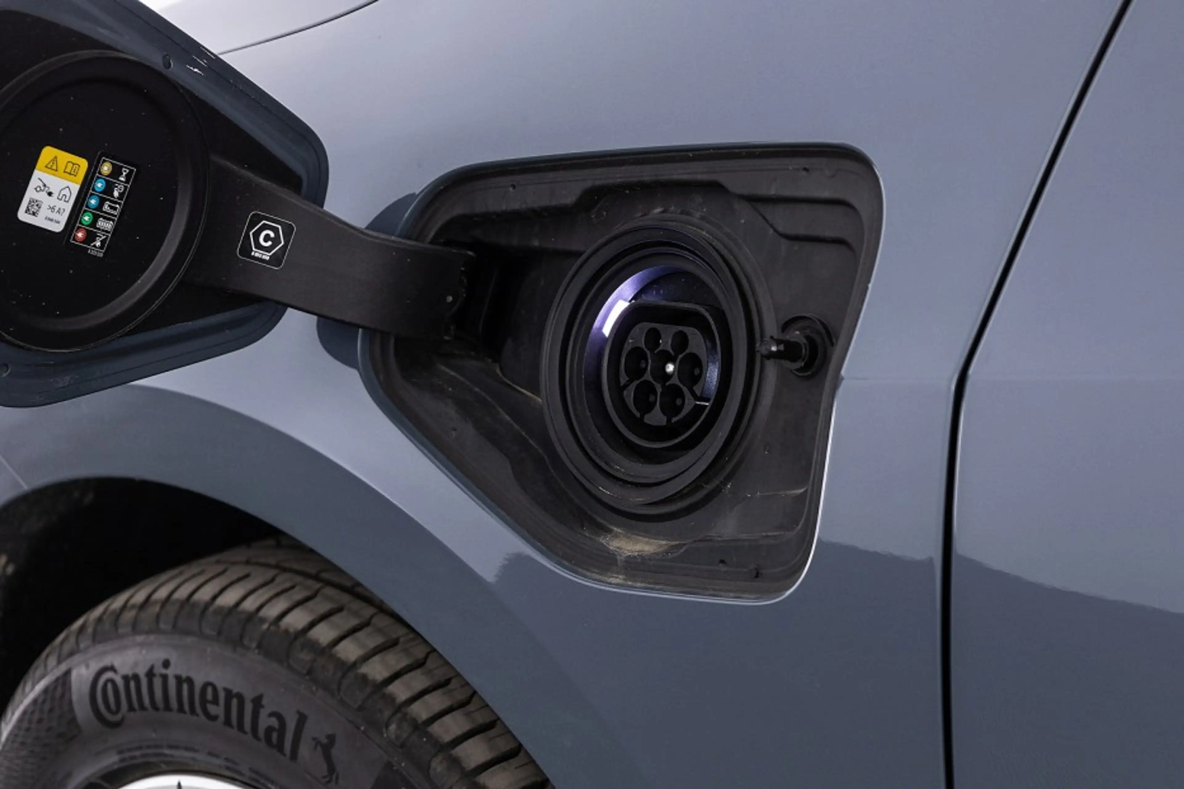 BMW 230 2-serie ActiveTourer 230e xDrive Luxury line | PAN — photo 41
