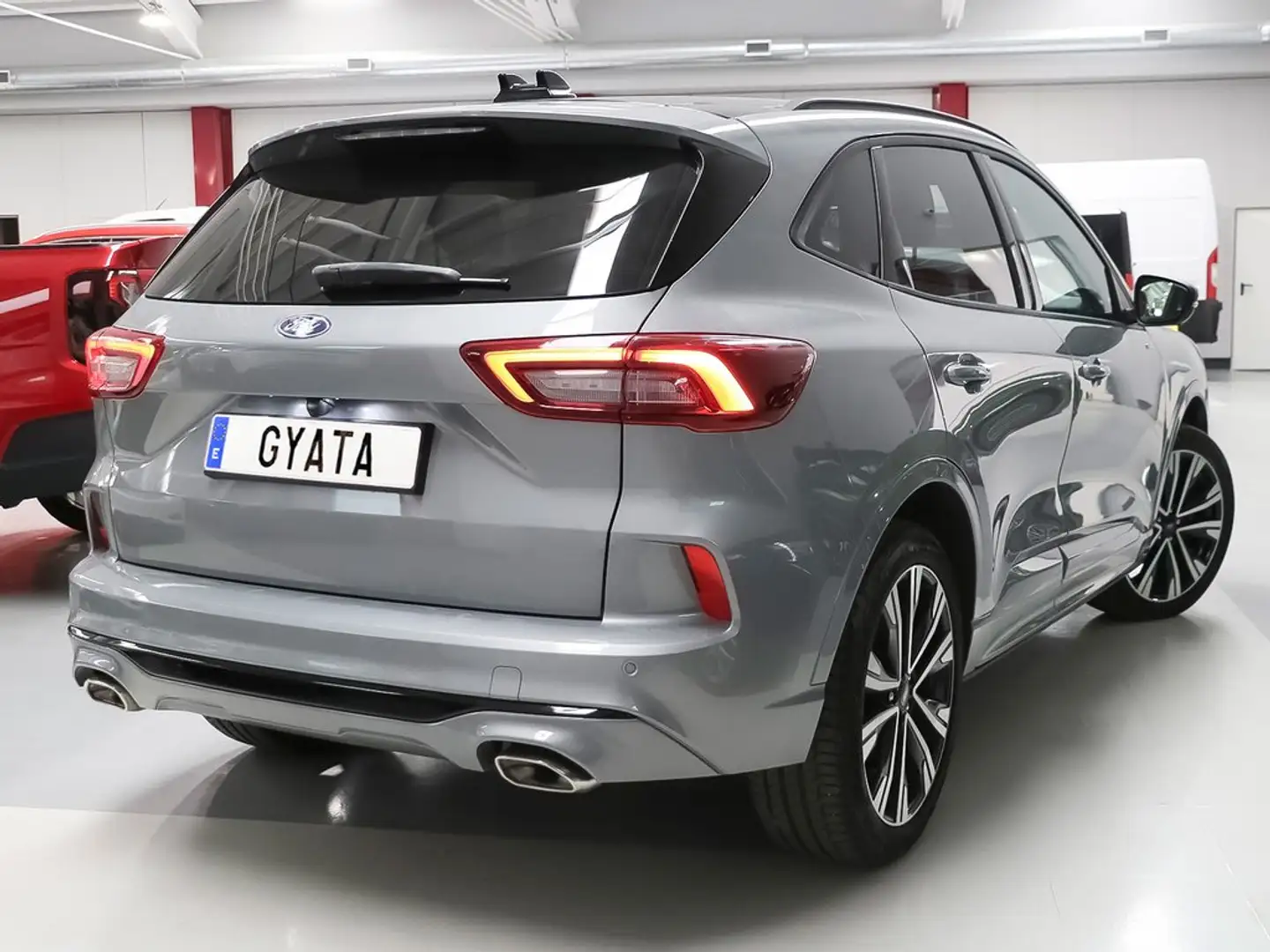 Ford Kuga 2.5 Duratec FHEV ST-Line X 4x2 Aut. Gris - 2