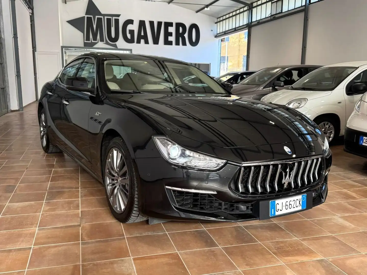 Maserati Ghibli 2.0 330cv MHEV GT Anno 2022 Nero - 1
