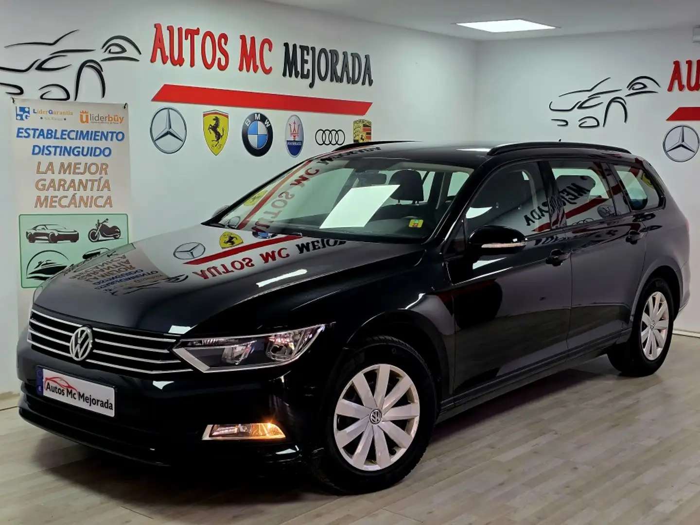 Volkswagen Passat Variant 2.0TDI EVO Executive DGS7 110kW Noir - 1