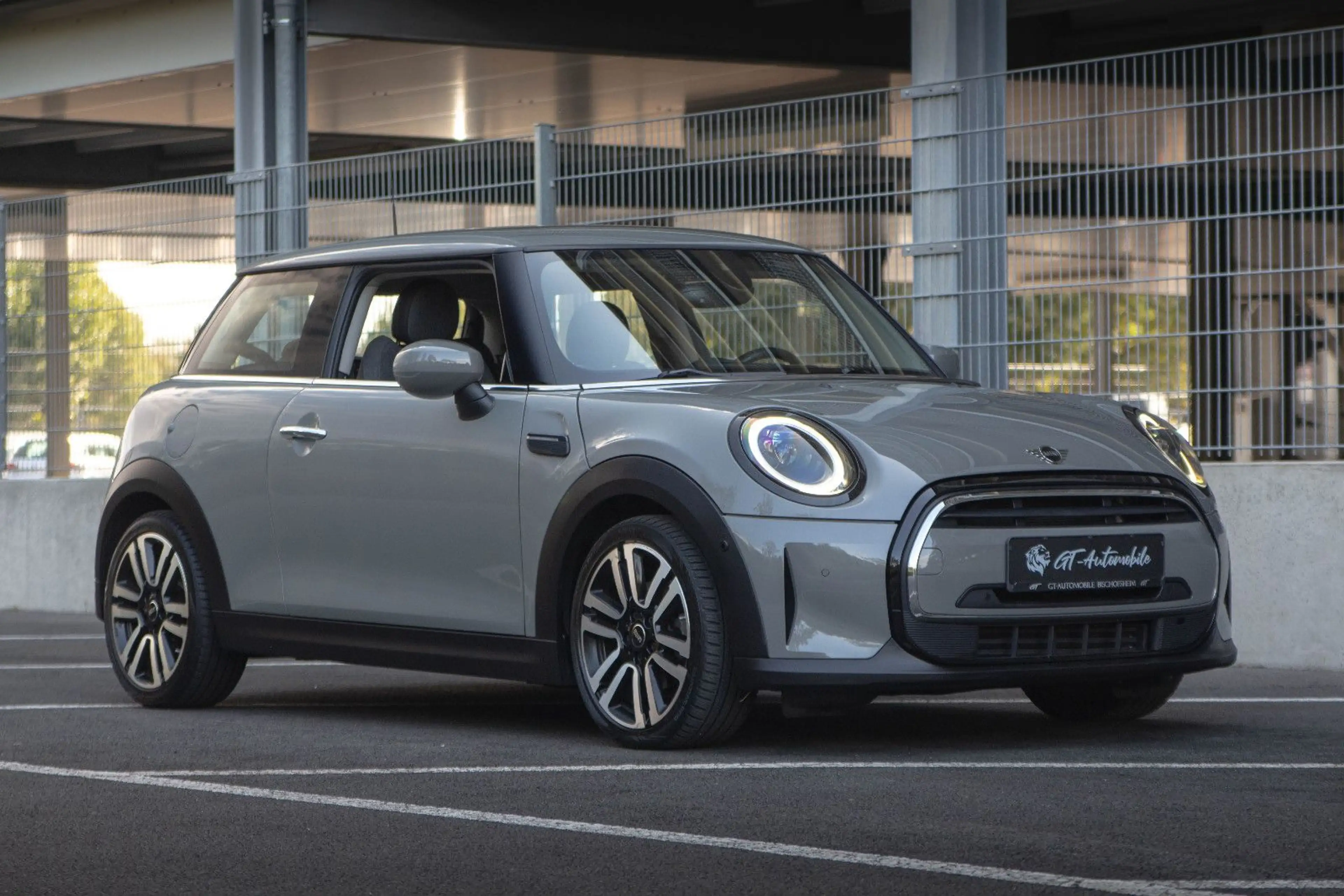 MINI One 3-trg. *Classic Trim*KAM*NAVI*U-FREI*ACC* — photo 2