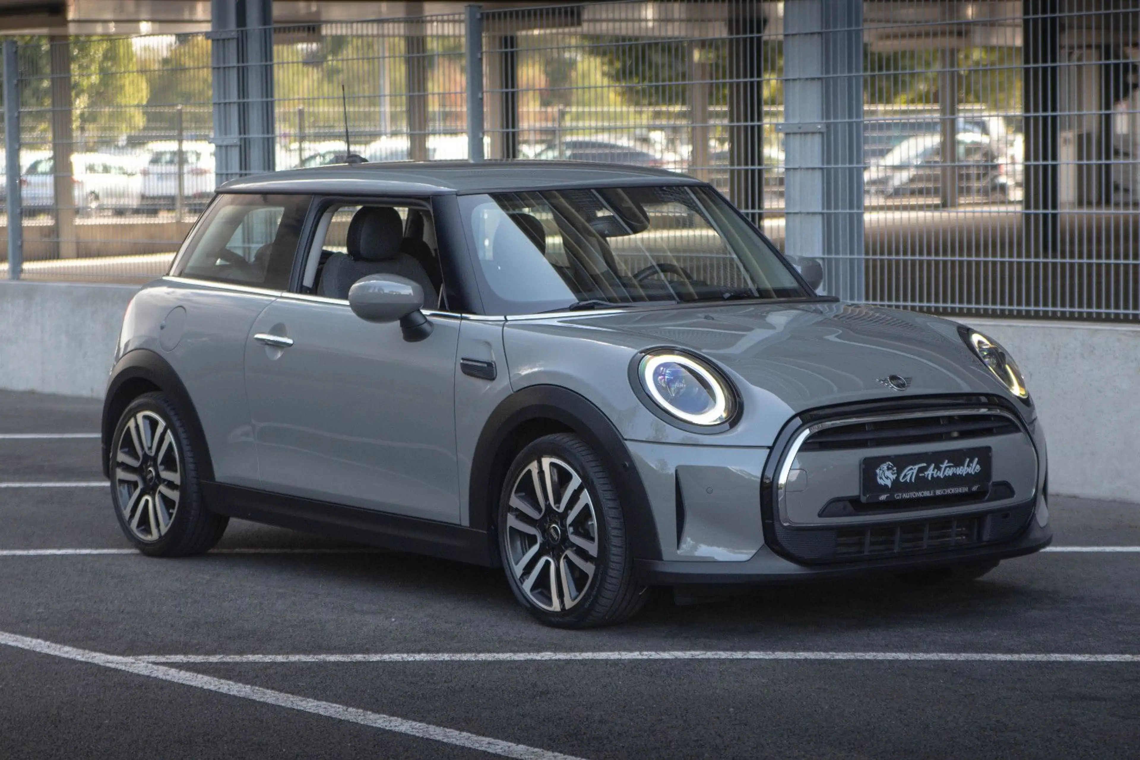 MINI One 3-trg. *Classic Trim*KAM*NAVI*U-FREI*ACC* — photo 5