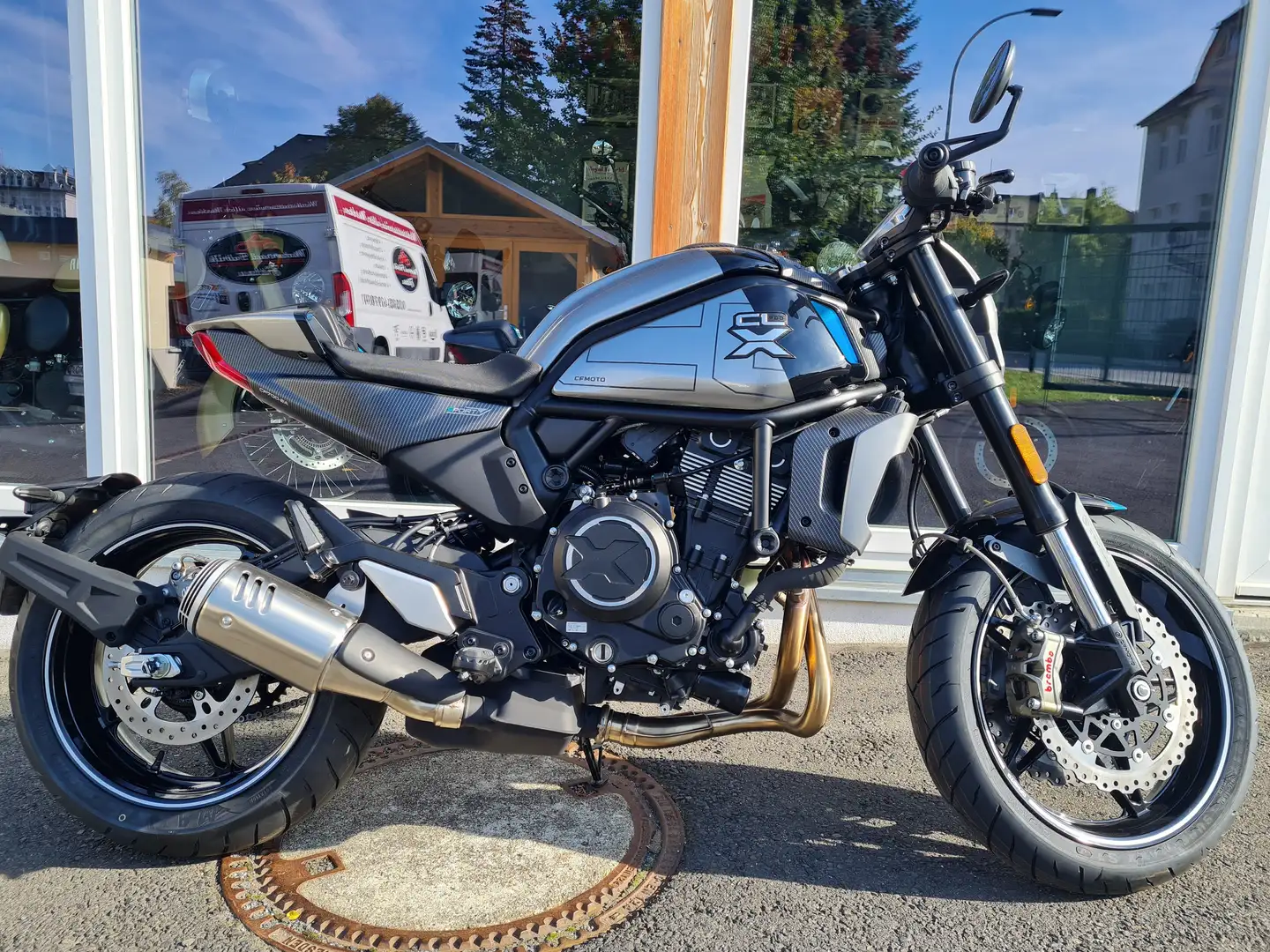 CFMOTO 700 CL-X Sport Grau - 1