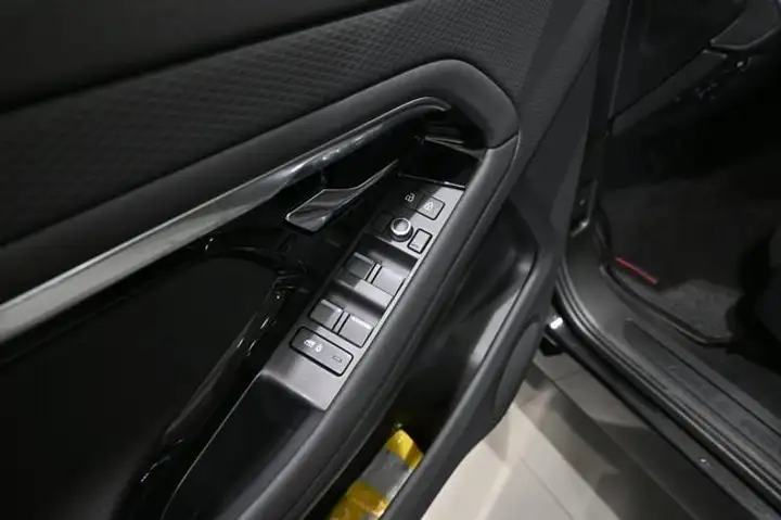 Land Rover Range Rover 2021, foto 27