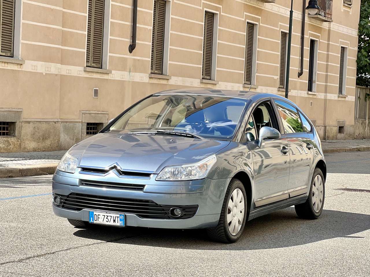 Citroen C4 5 Porte 1.6 16v 110cv Elegance 1 PROPRIETARIO-KM CERTIFICATI-GARANZIA EUROPA-TAGLIANDATA-CLIMA AUTO-FARI E TERGI AUTO-MP3