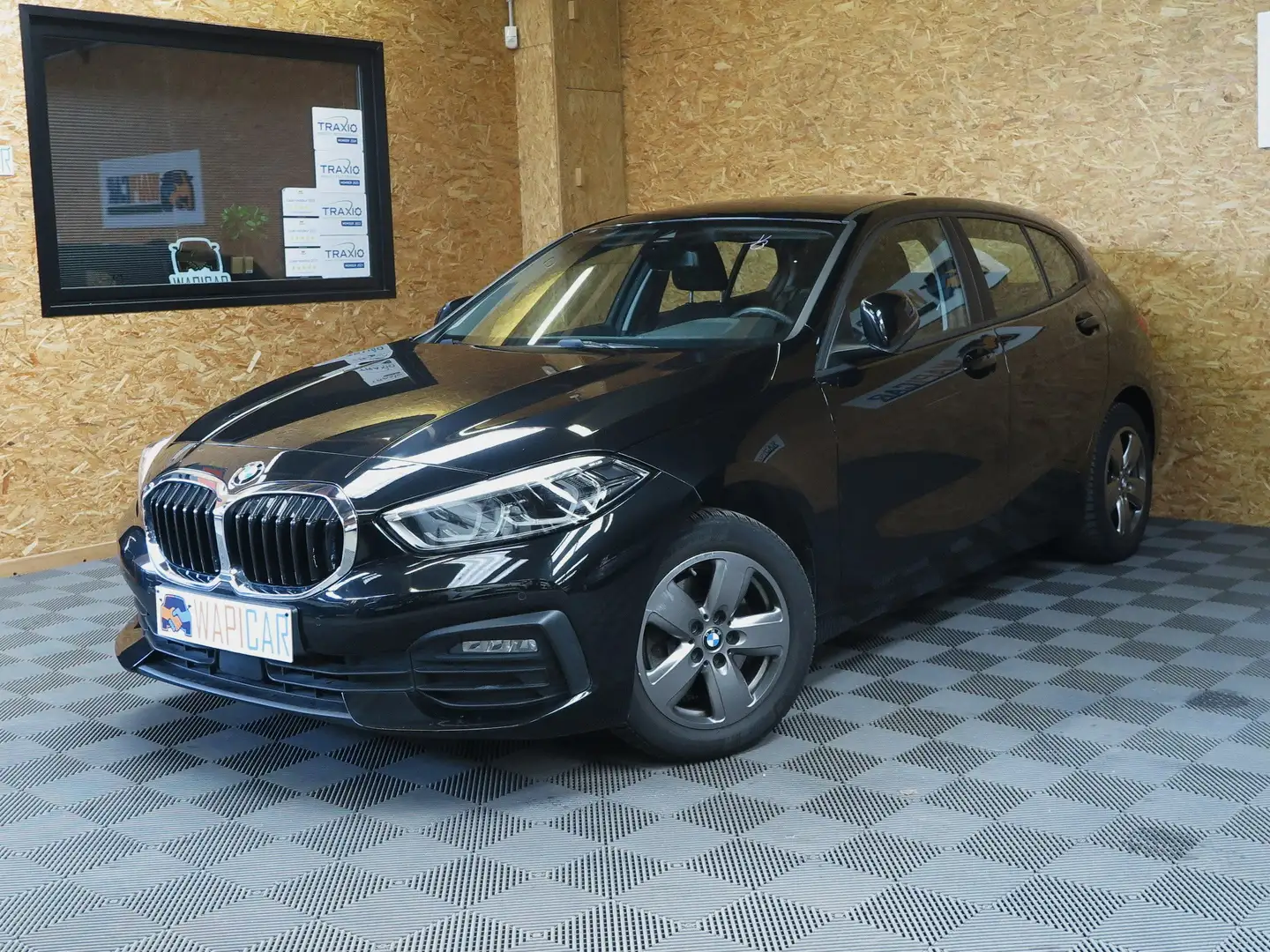 BMW 116 dA AdBlue 116*GPS*CLIM*1ER PROPRIO Zwart - 2
