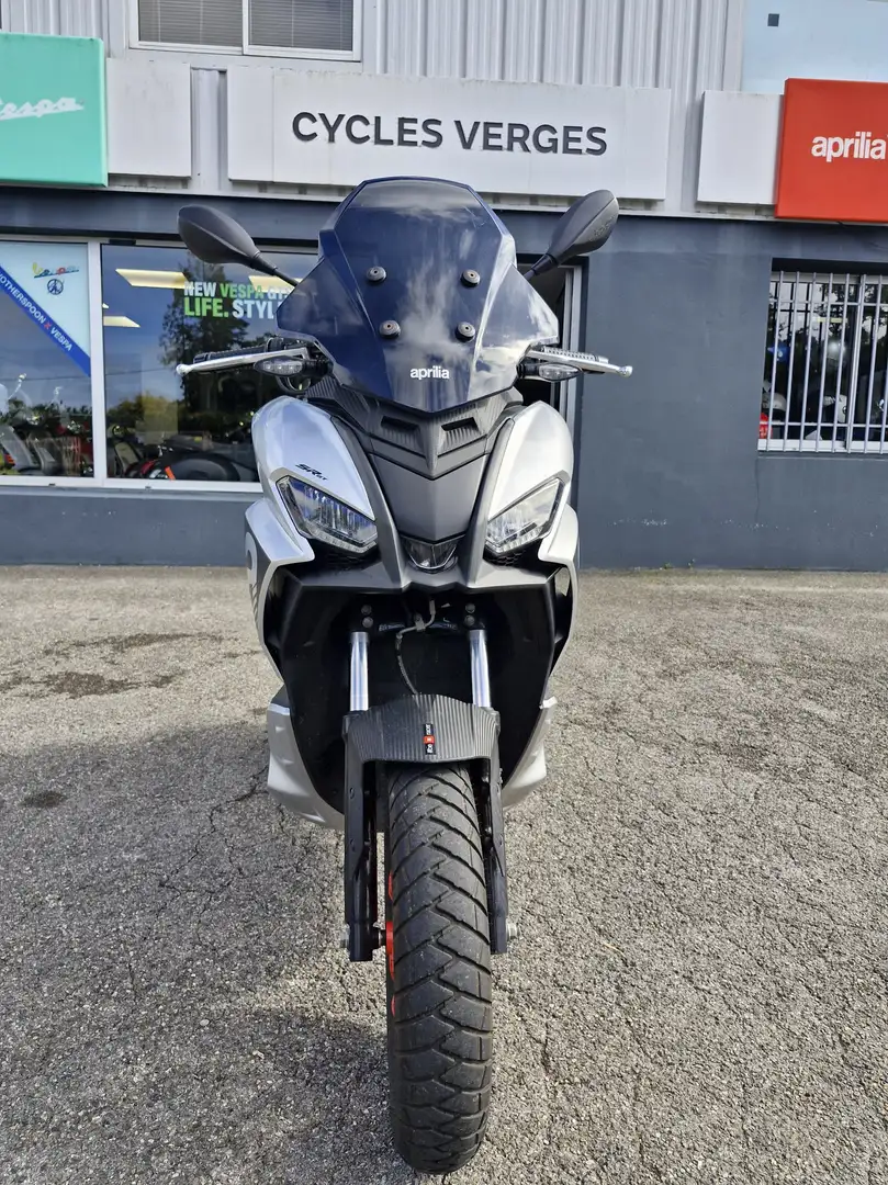 Aprilia SR GT 125 Gris - 2