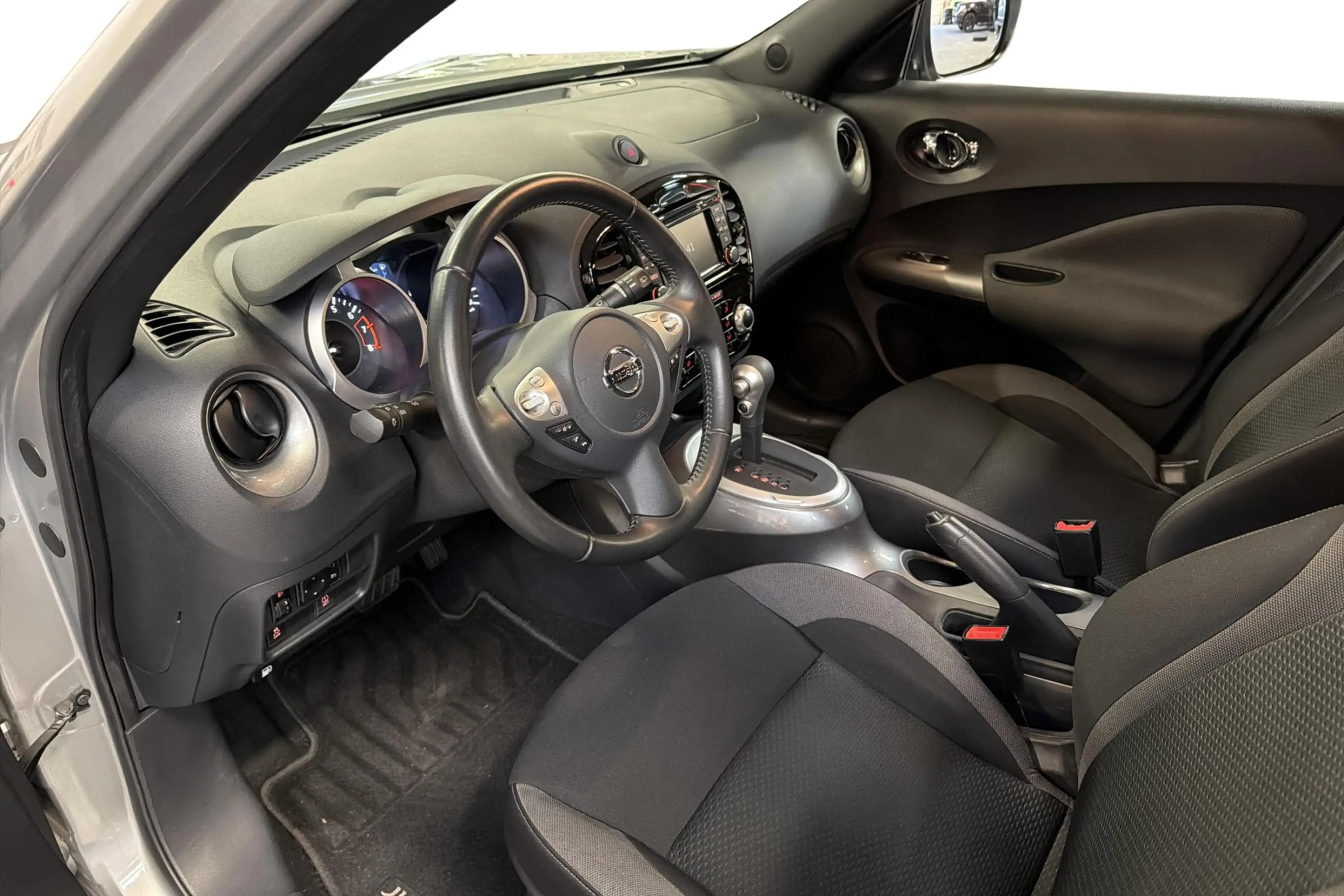 Nissan Juke 1.6-Automaat-Nieuwstaat-Airco-Camera-Gps — photo 11