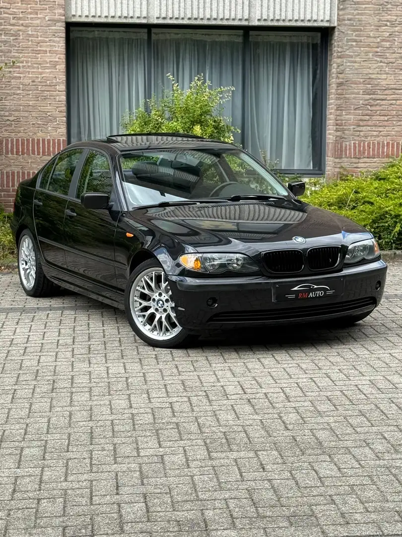 BMW 318 Bmw Serie 3 E46 318i Essence  134.000km Noir - 2