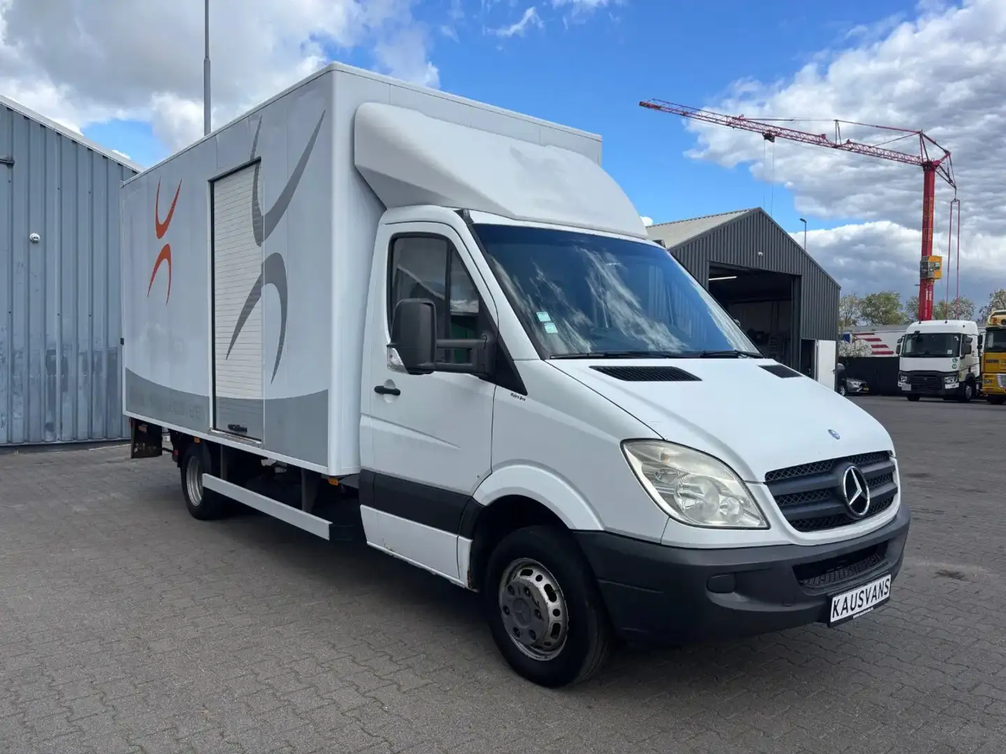 Mercedes-Benz Sprinter 519 CDI 3.0 6 Cilinder Automaat Airco Cruisecontro Wit - 2