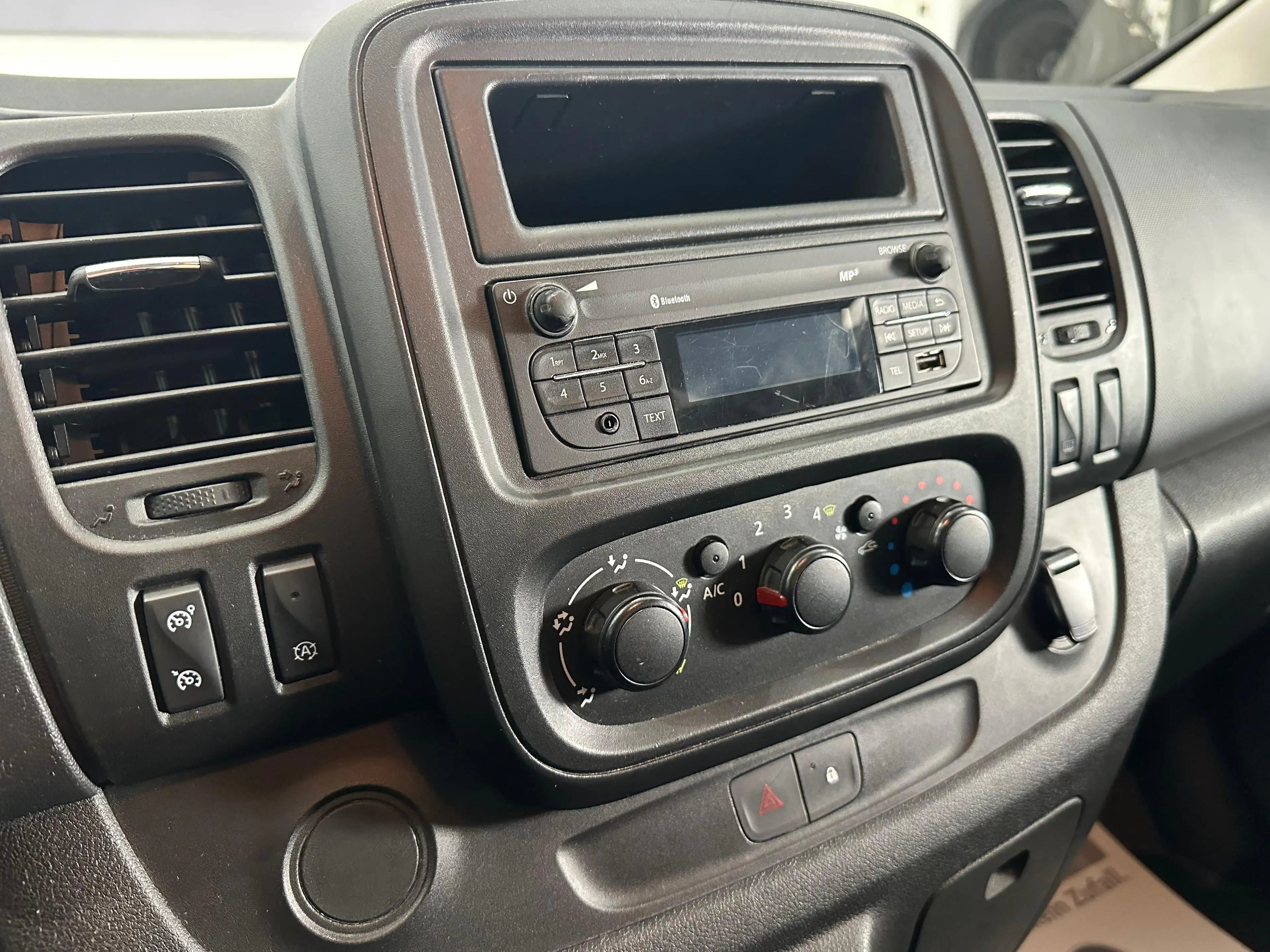 Fiat Talento L1H1 1,2t // 9-SITZER // KLIMA // EINPAKHILFE // — photo 9