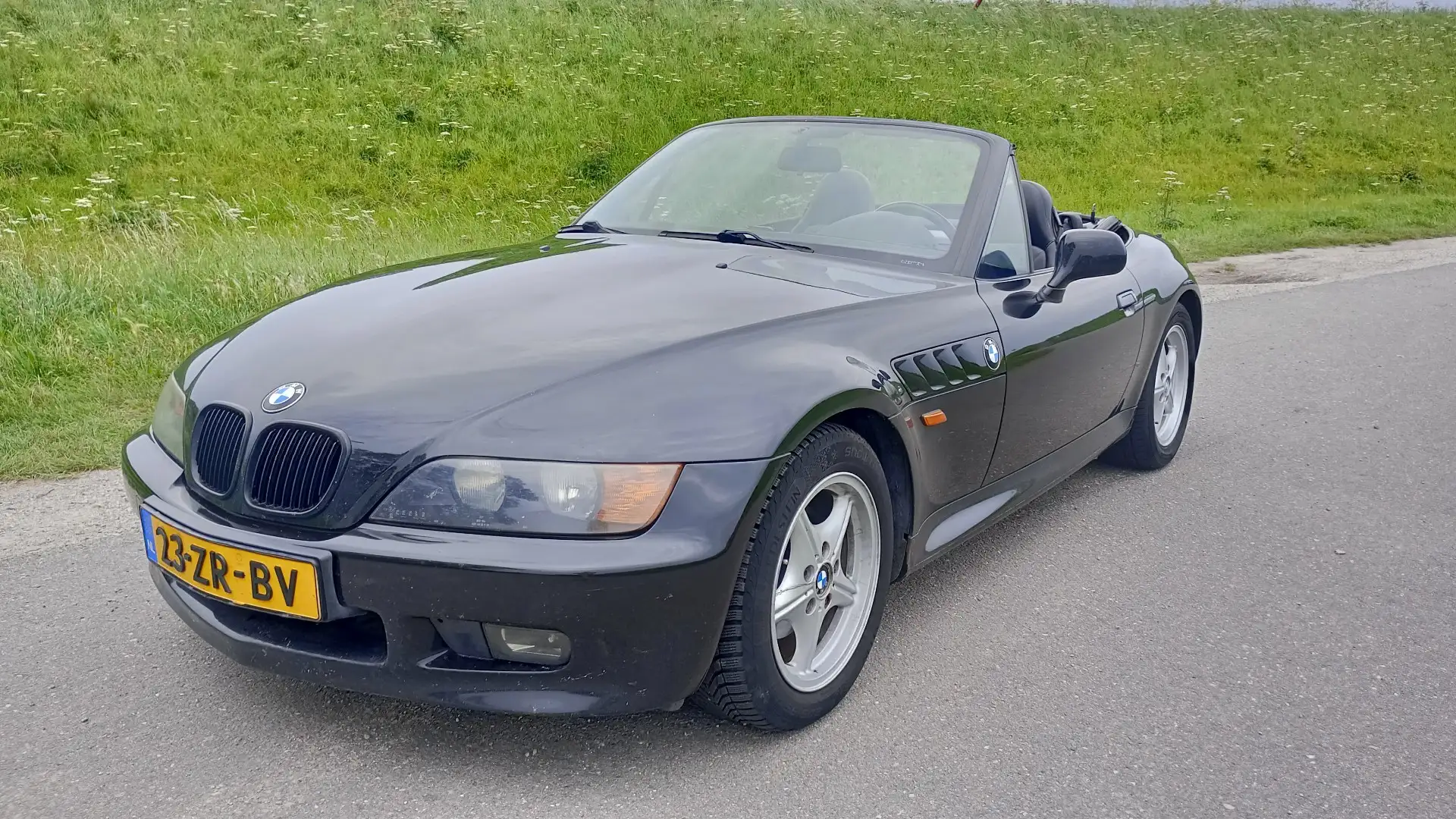 BMW Z3 Чорний - 1