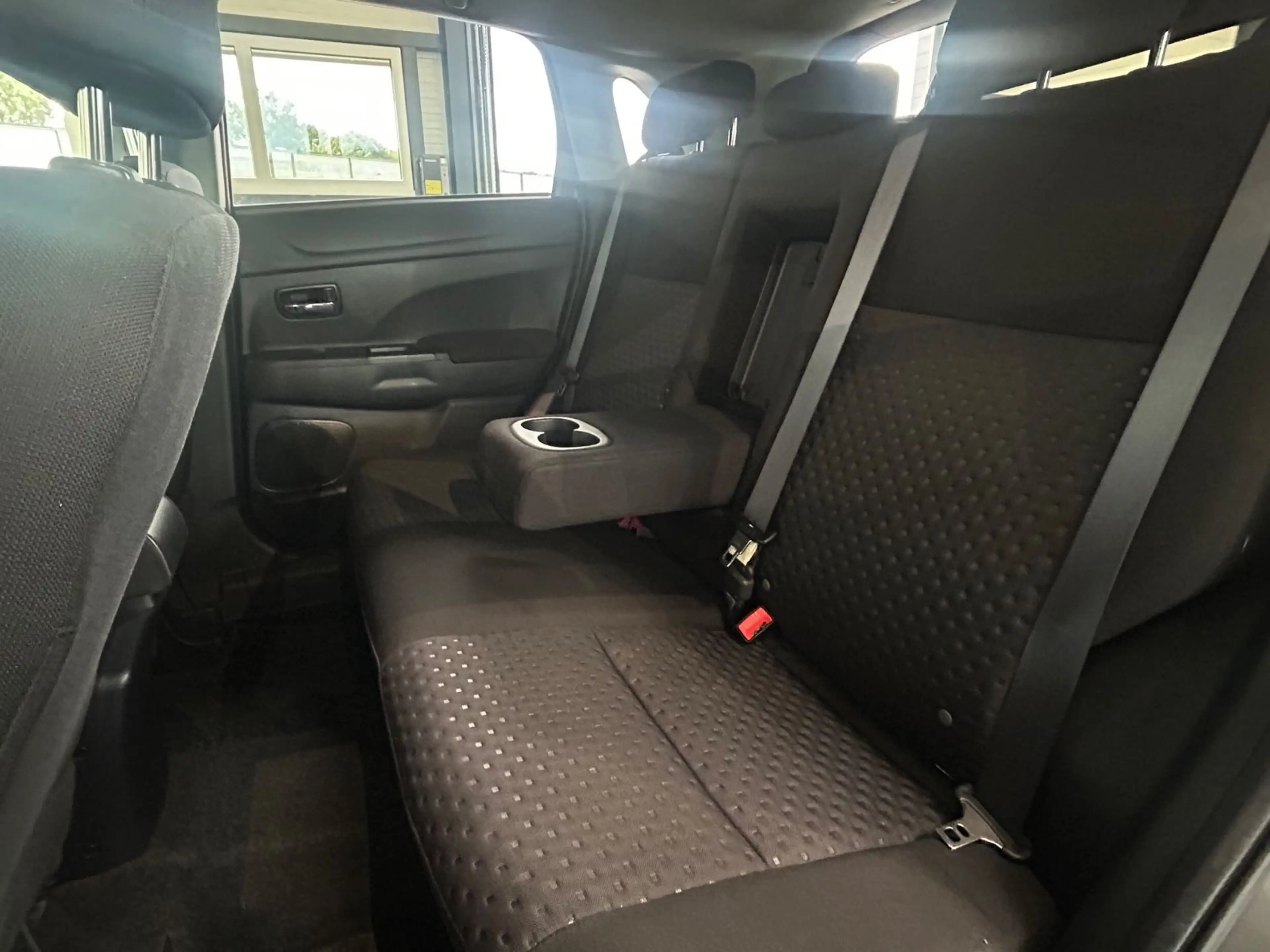 Mitsubishi ASX Intro Edition ClearTec 2WD*PDC*BC*XENON* — photo 14