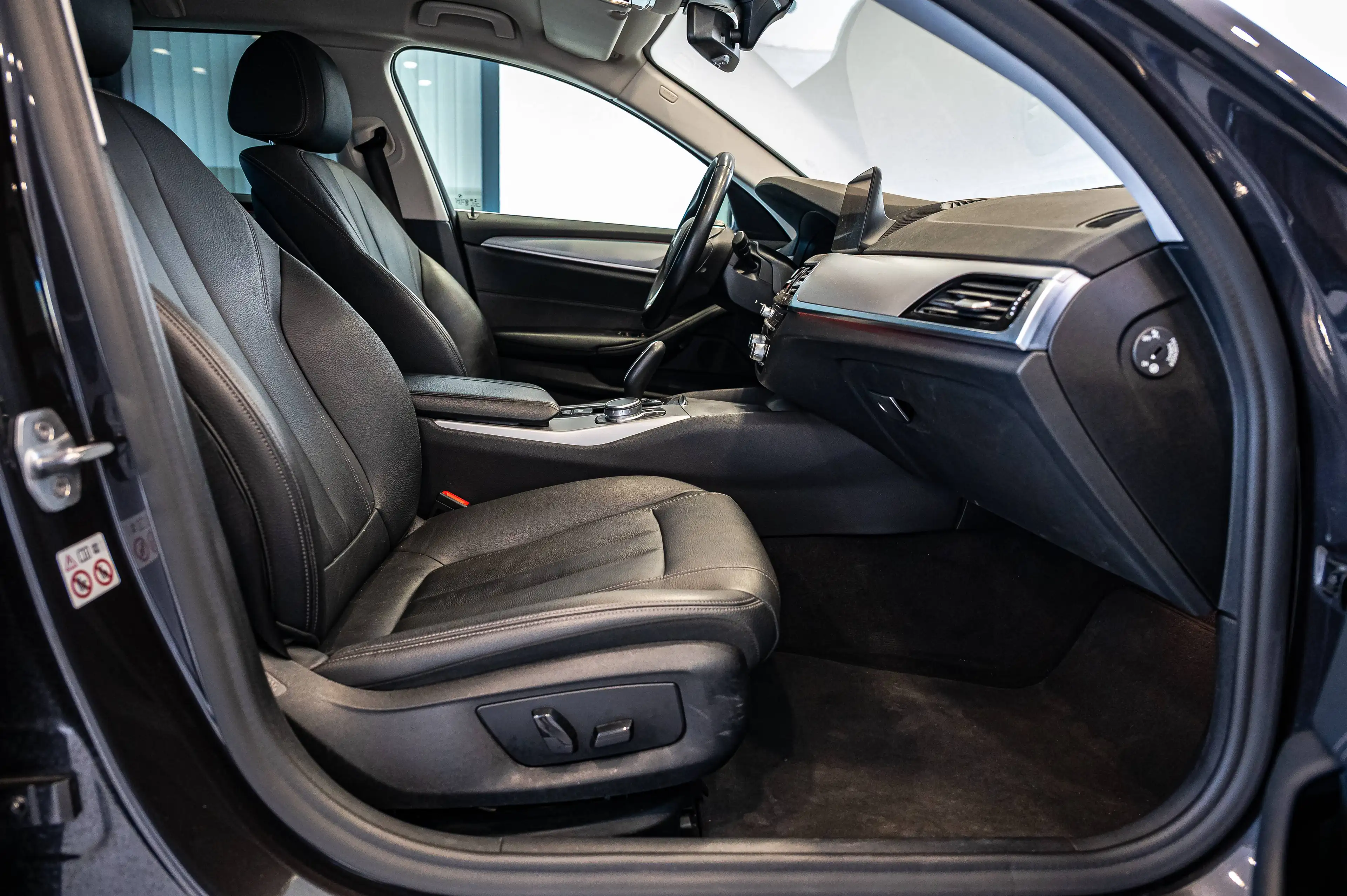 BMW 518 D, Camera, Apple Car, Android auto G31 touring — photo 12