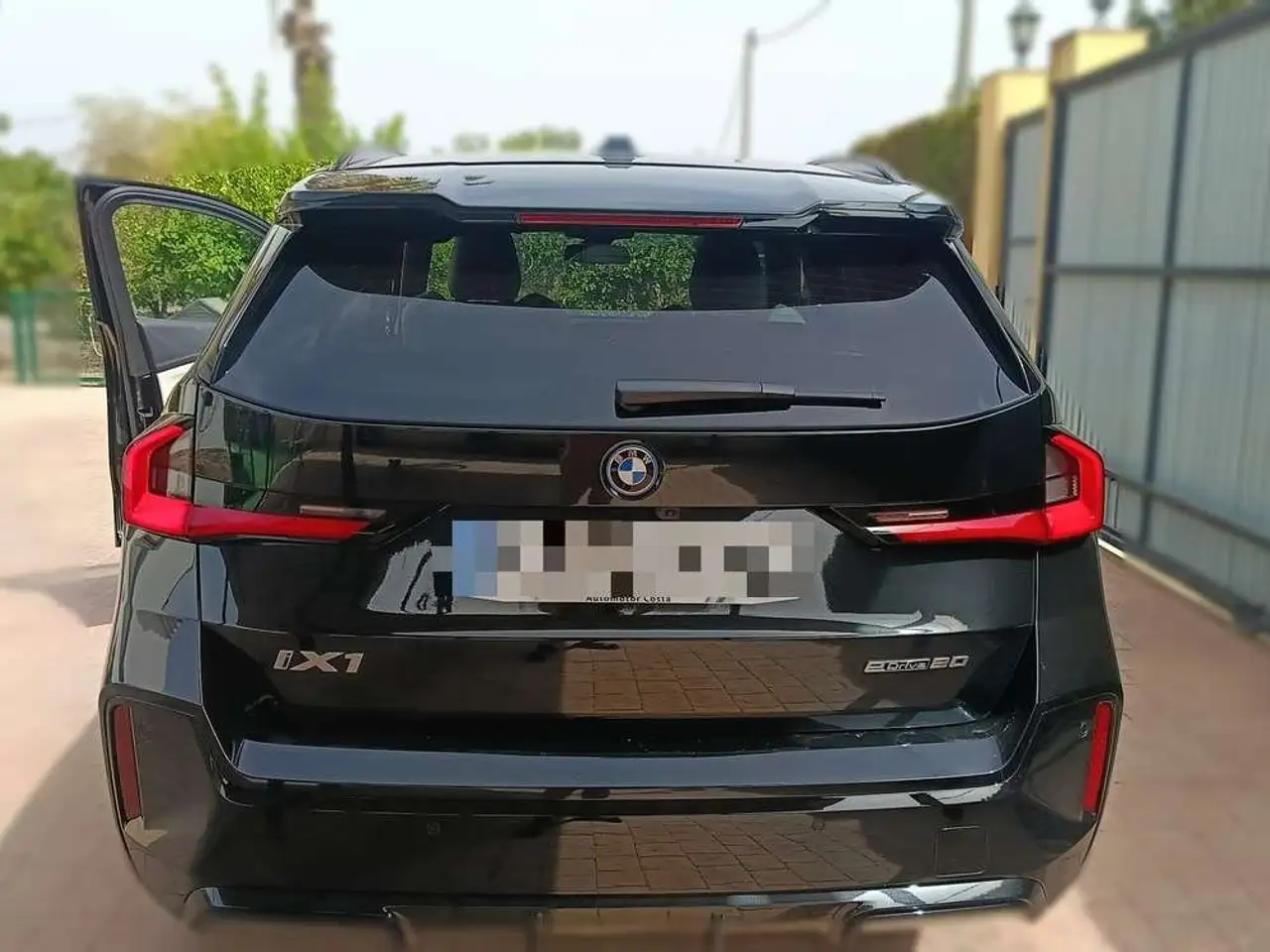 BMW iX1 2026