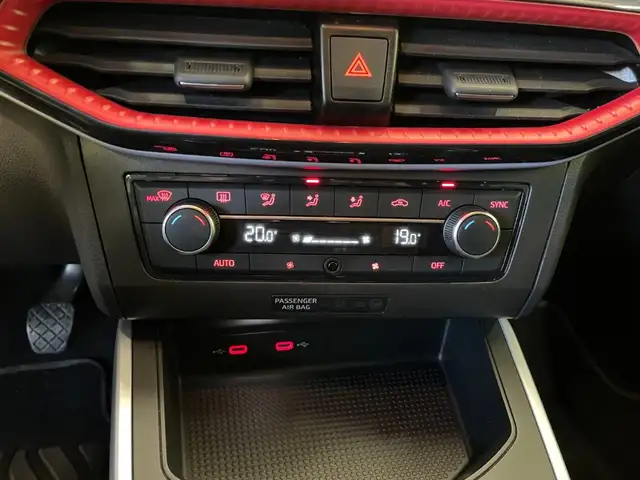 Seat Arona view 13