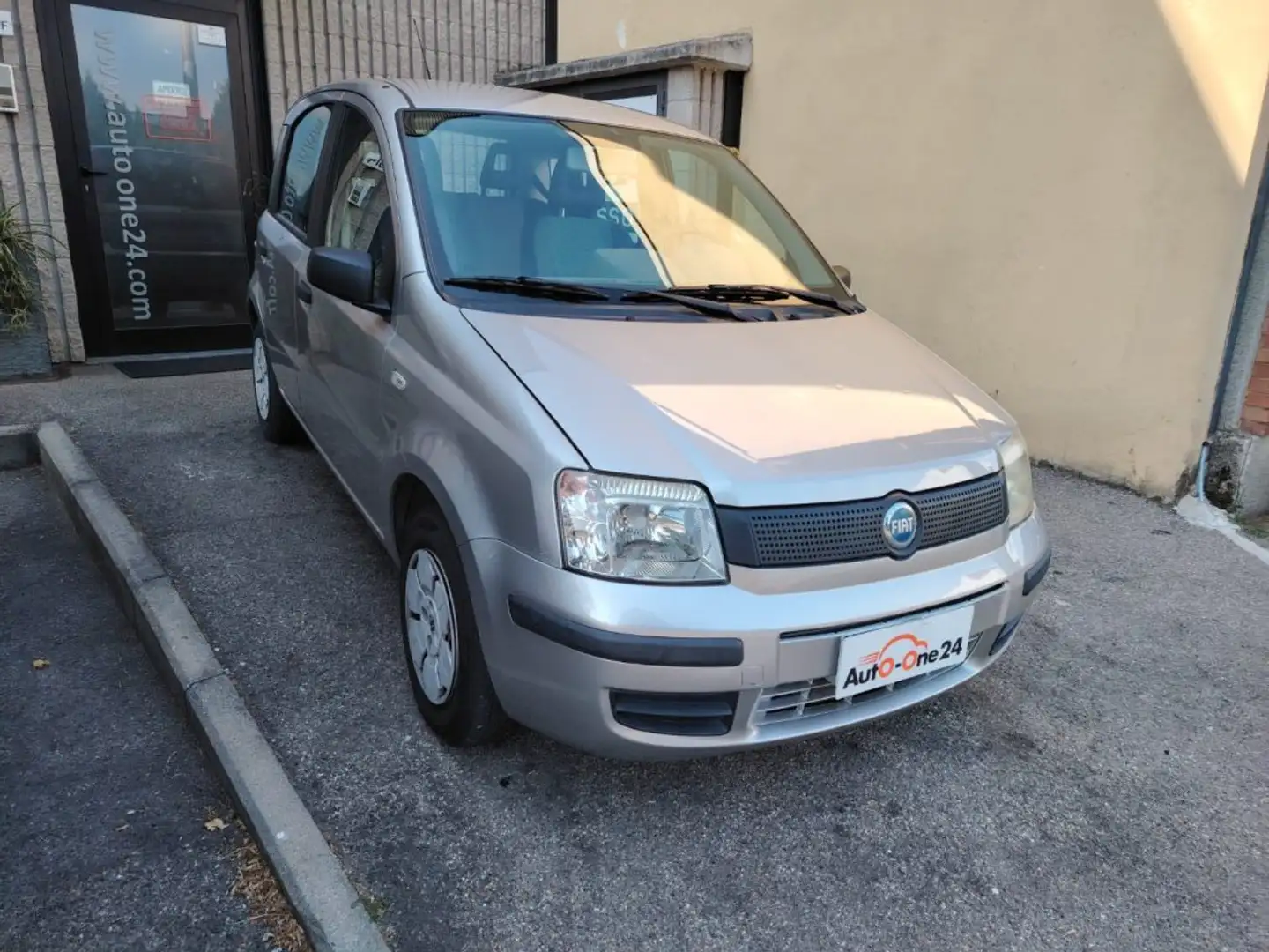 Fiat Panda 1.1 Active NEOPATENTATI Zilver - 1