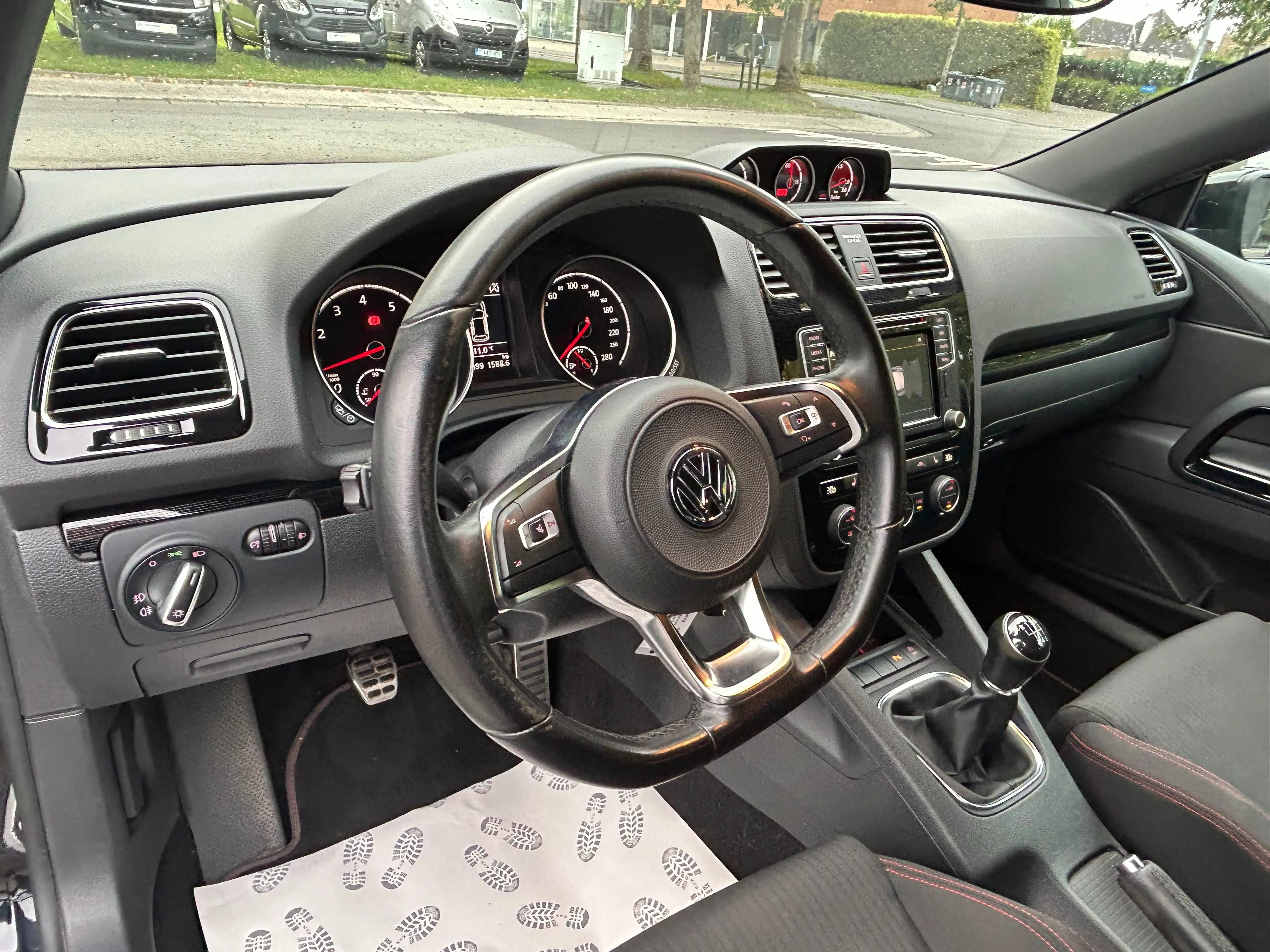 Volkswagen Scirocco 1.4TSI, 2017, 106.490km, PDC, Keuring + Garantie — photo 9