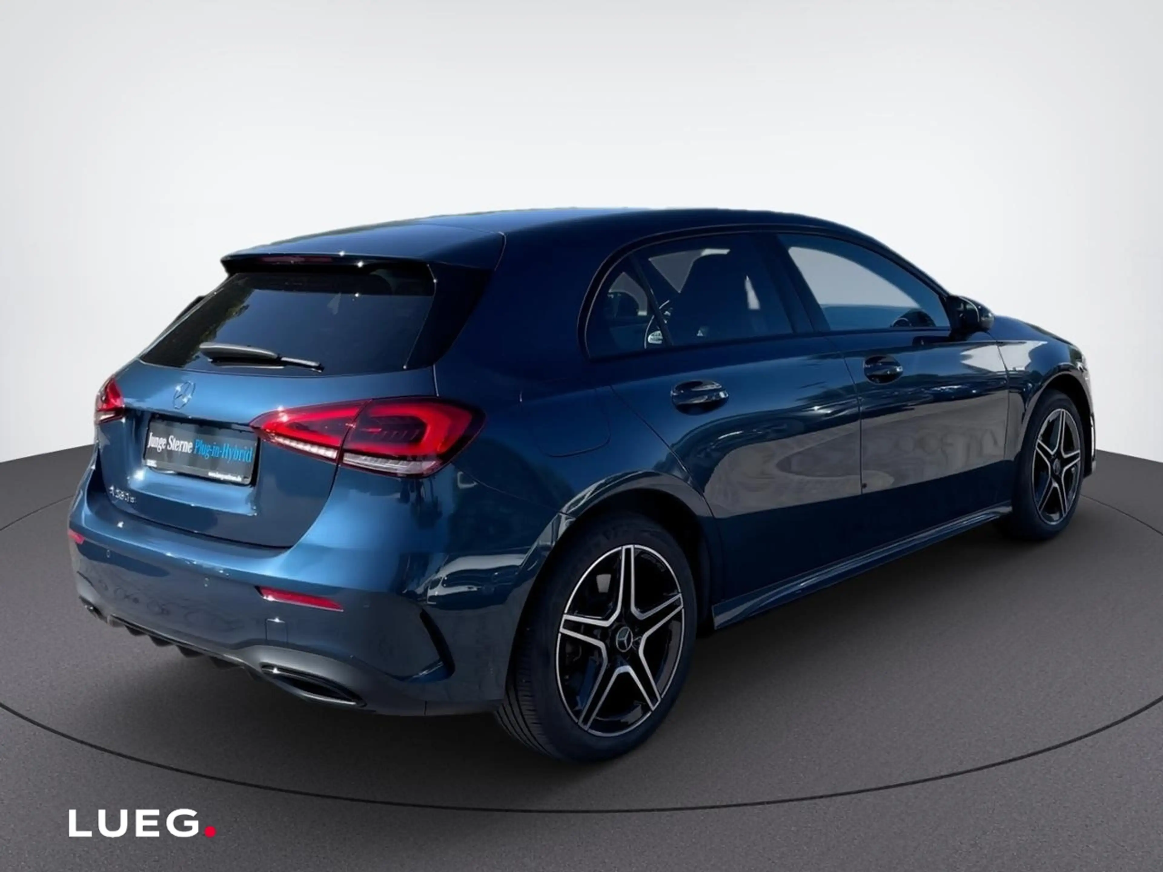 Mercedes-Benz A 250 e Kompakt Augmented Night Perf AUT KeyLess — photo 5
