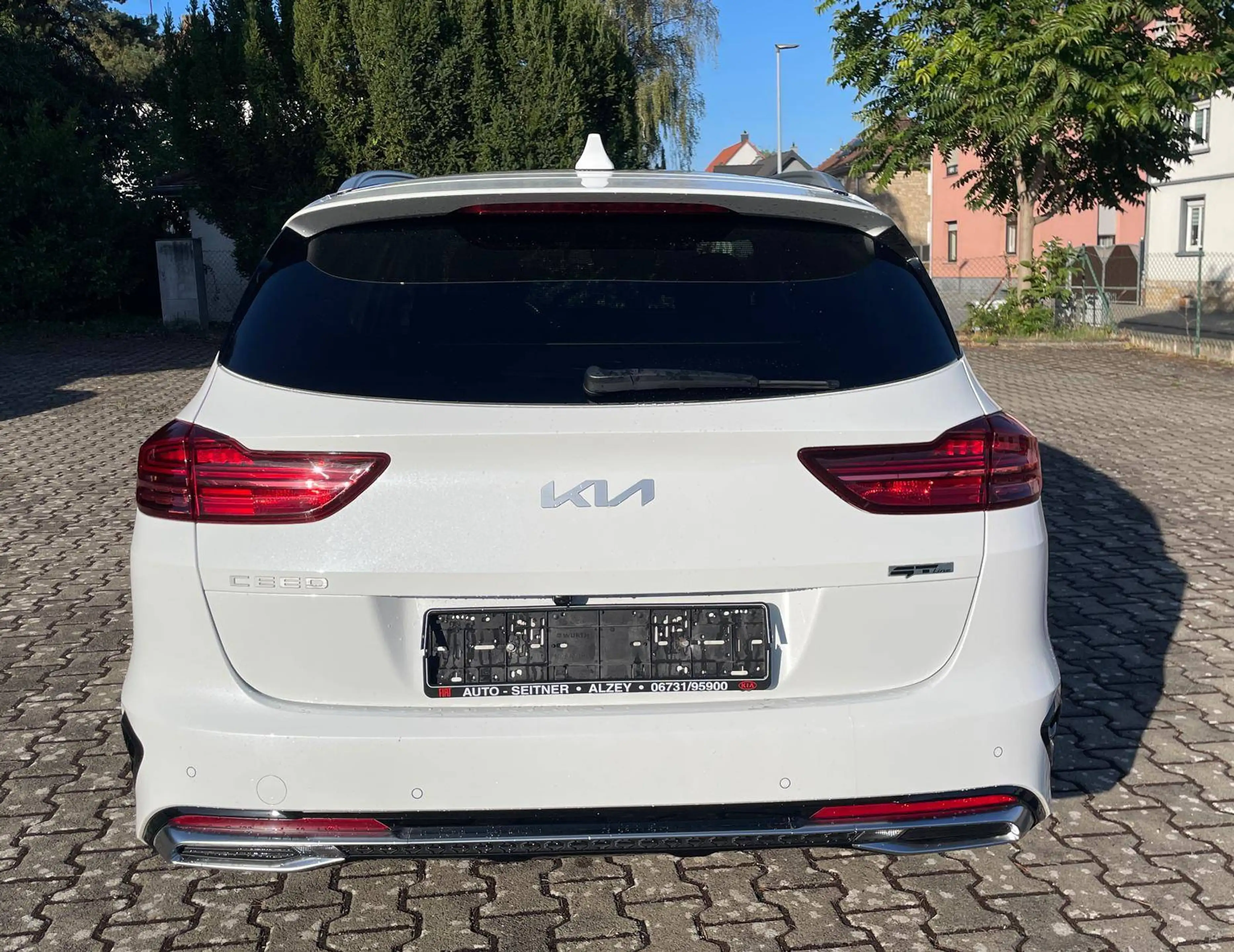Kia Ceed SW / cee'd SW GT Line — photo 7