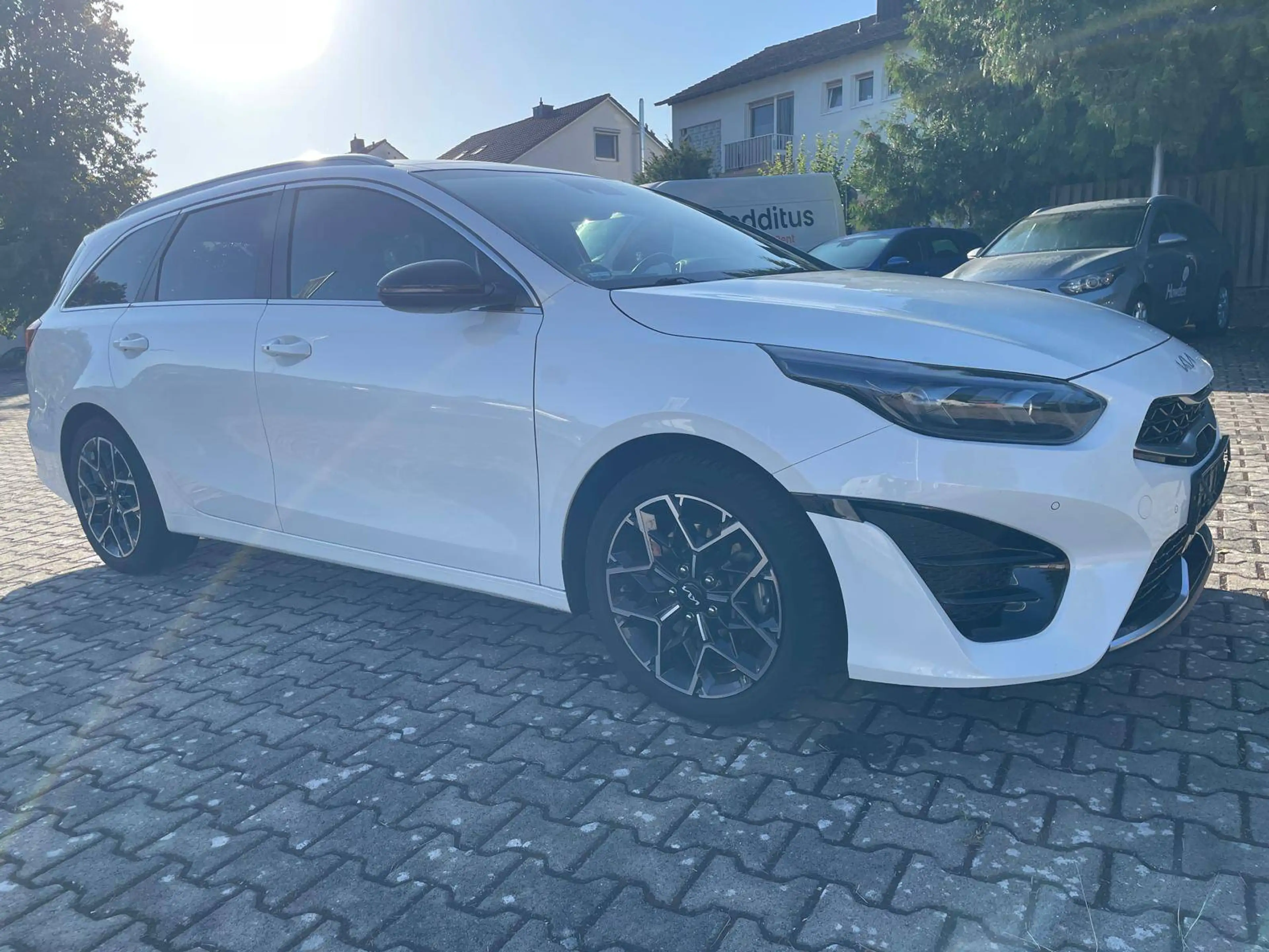 Kia Ceed SW / cee'd SW GT Line — photo 3