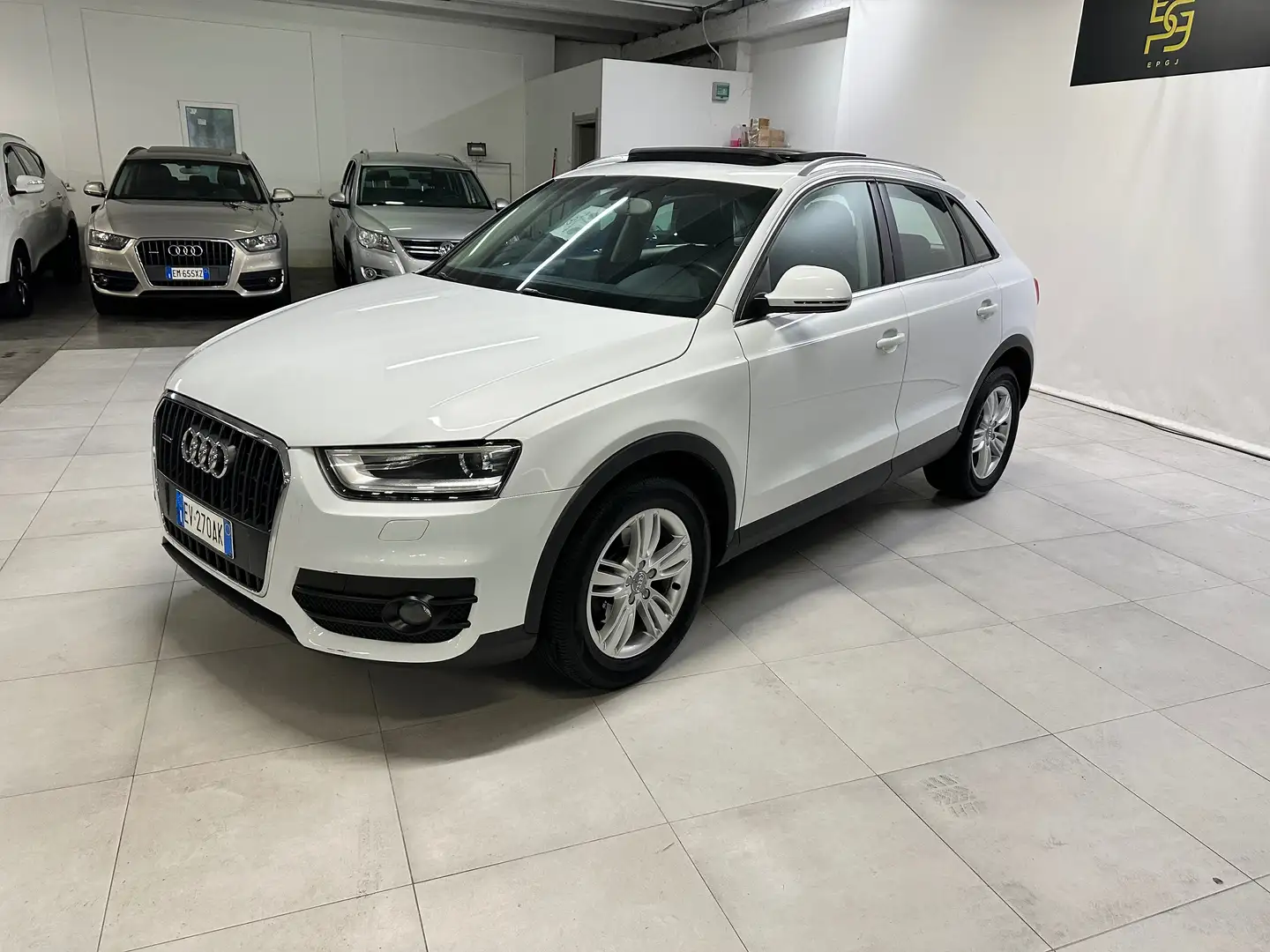 Audi Q3 Q3 I 2011 2.0 tdi 4Edition quattro 140cv Bianco - 1
